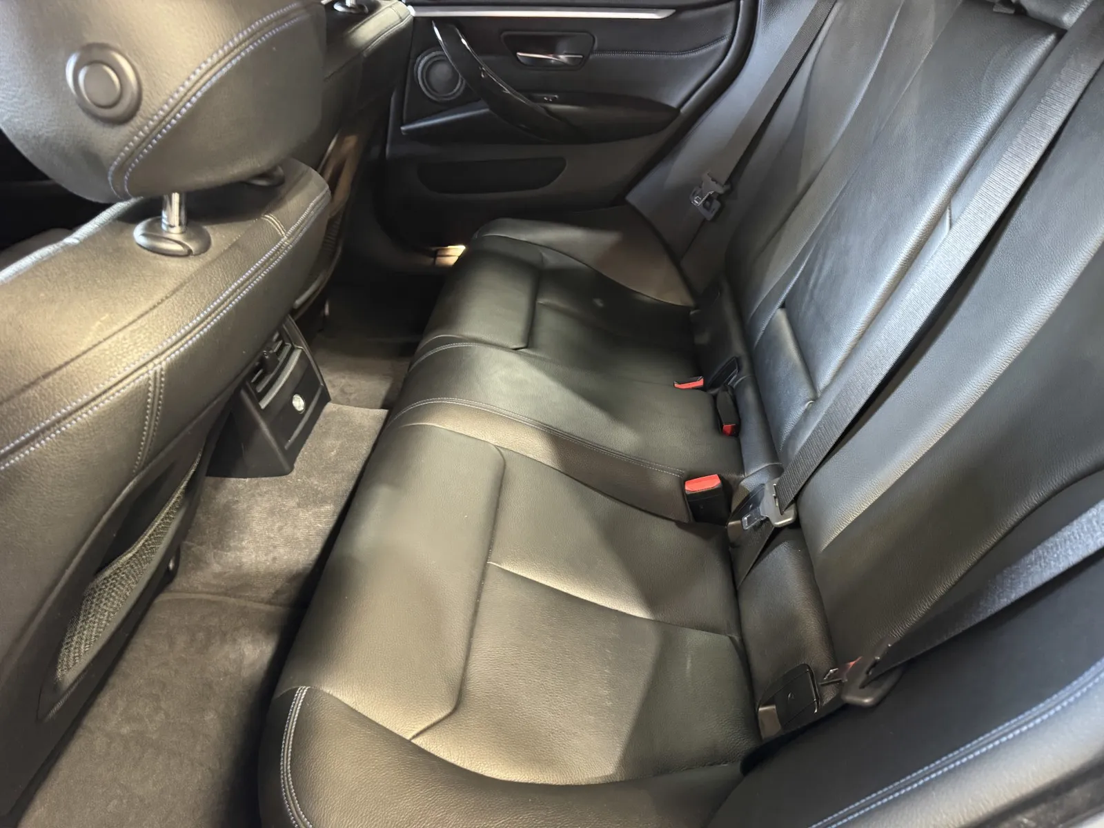 BMW 4 Series photo 10