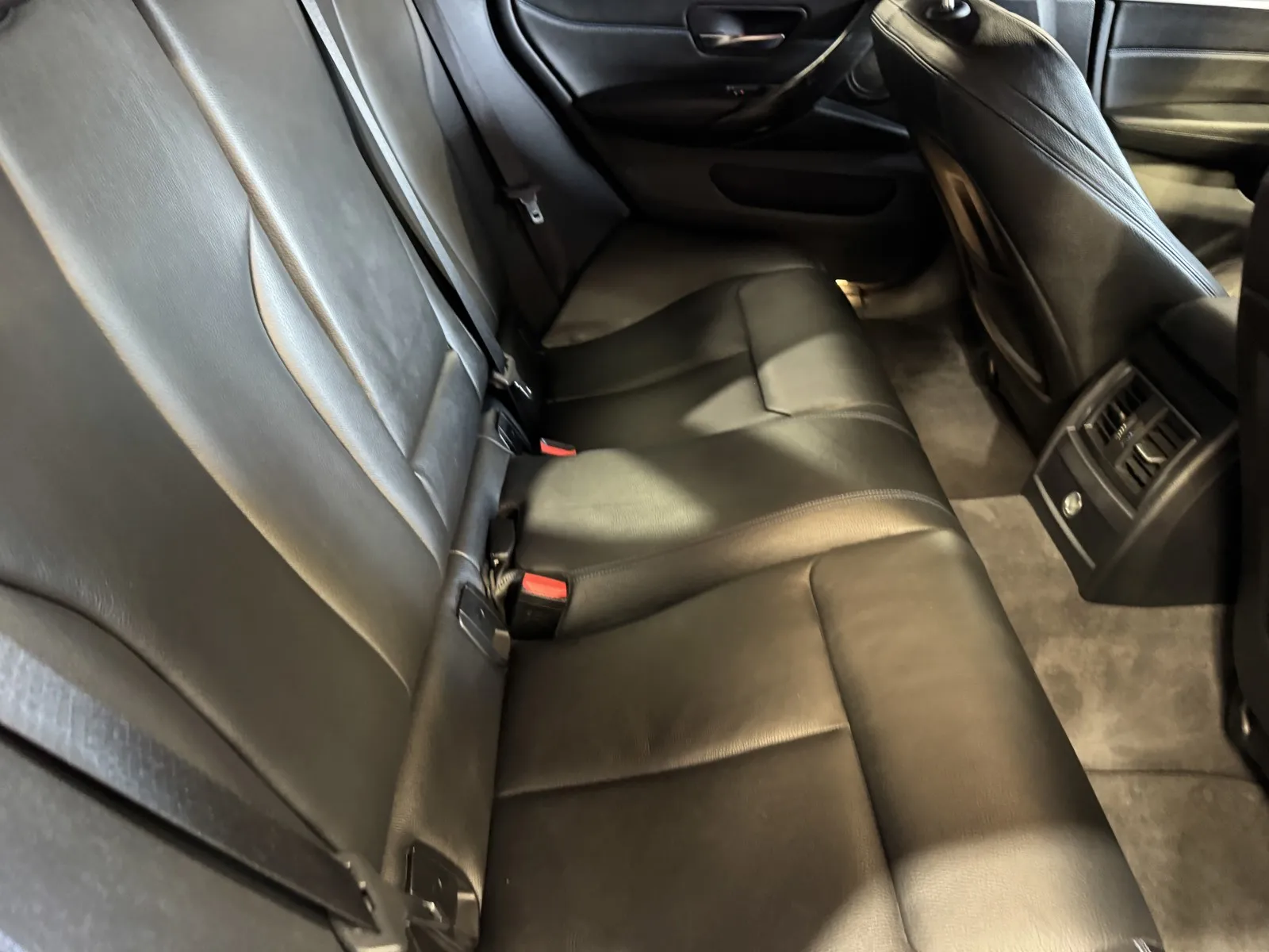 BMW 4 Series photo 8