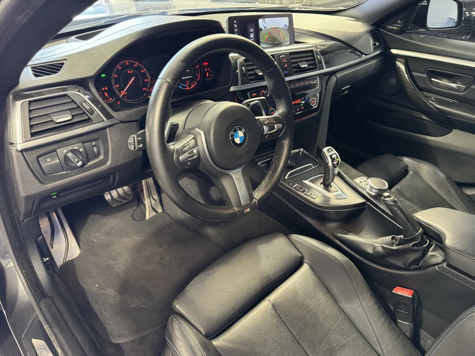 BMW 4 Series photo 11