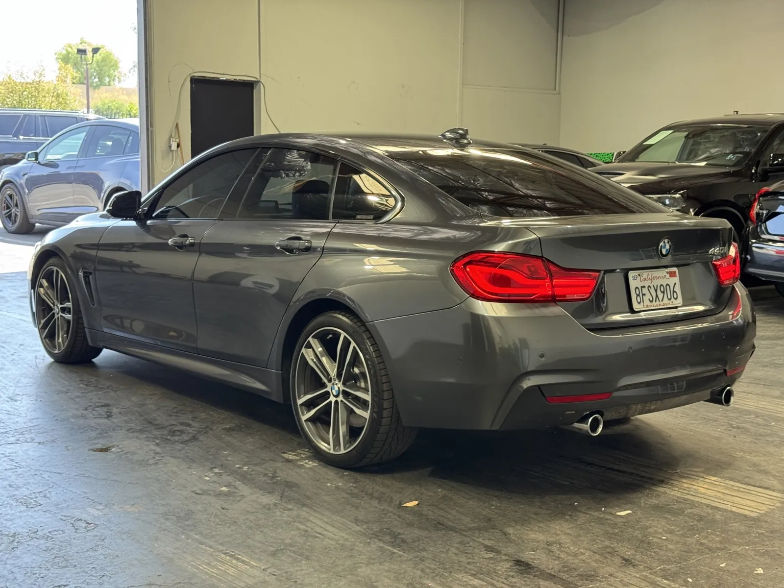 BMW 4 Series photo 2