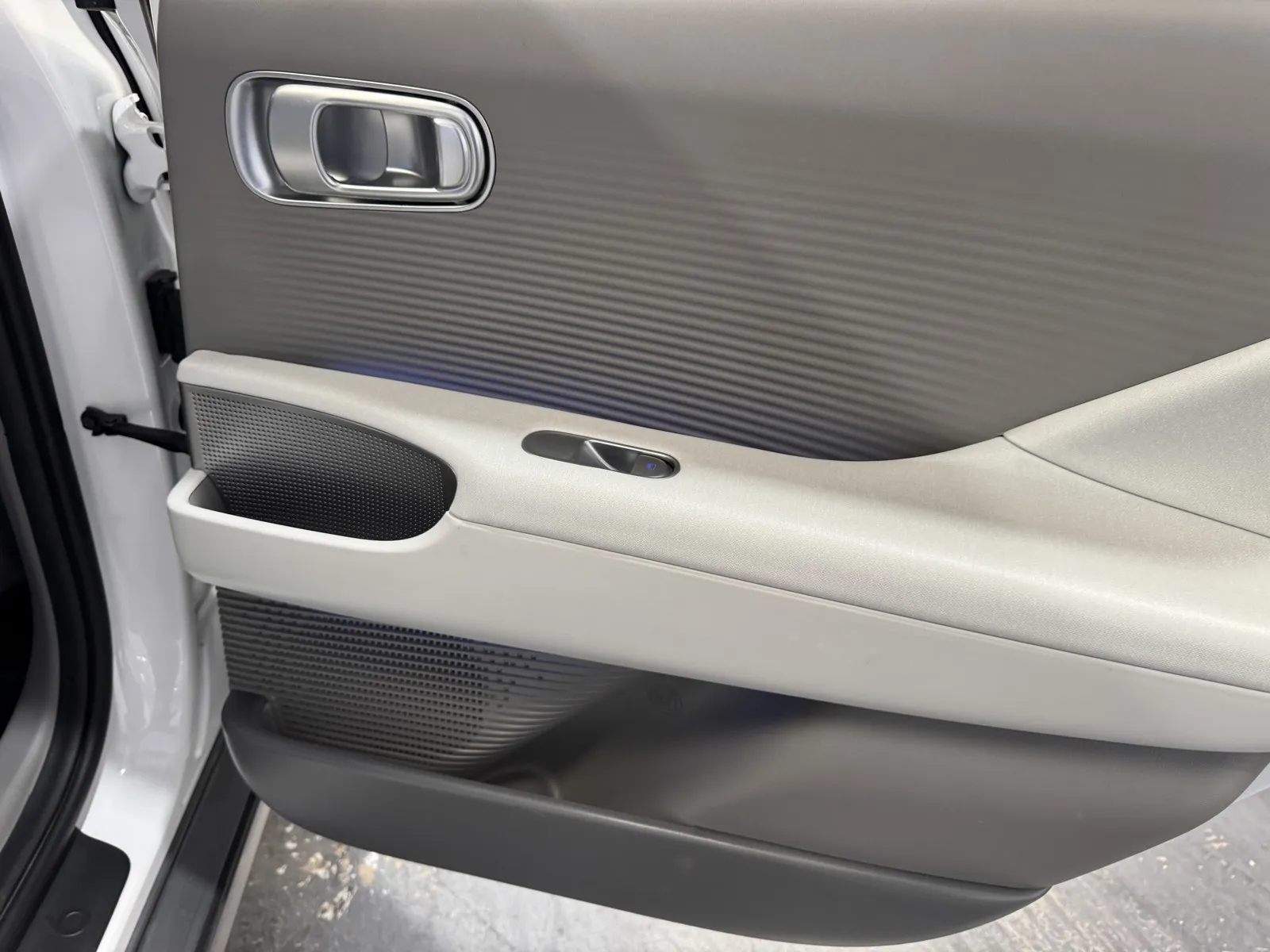 Hyundai Ioniq 6 photo 9