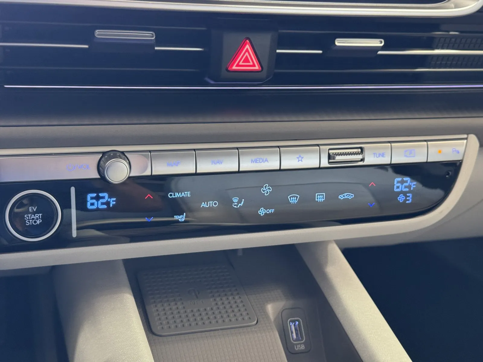 Hyundai Ioniq 6 photo 15