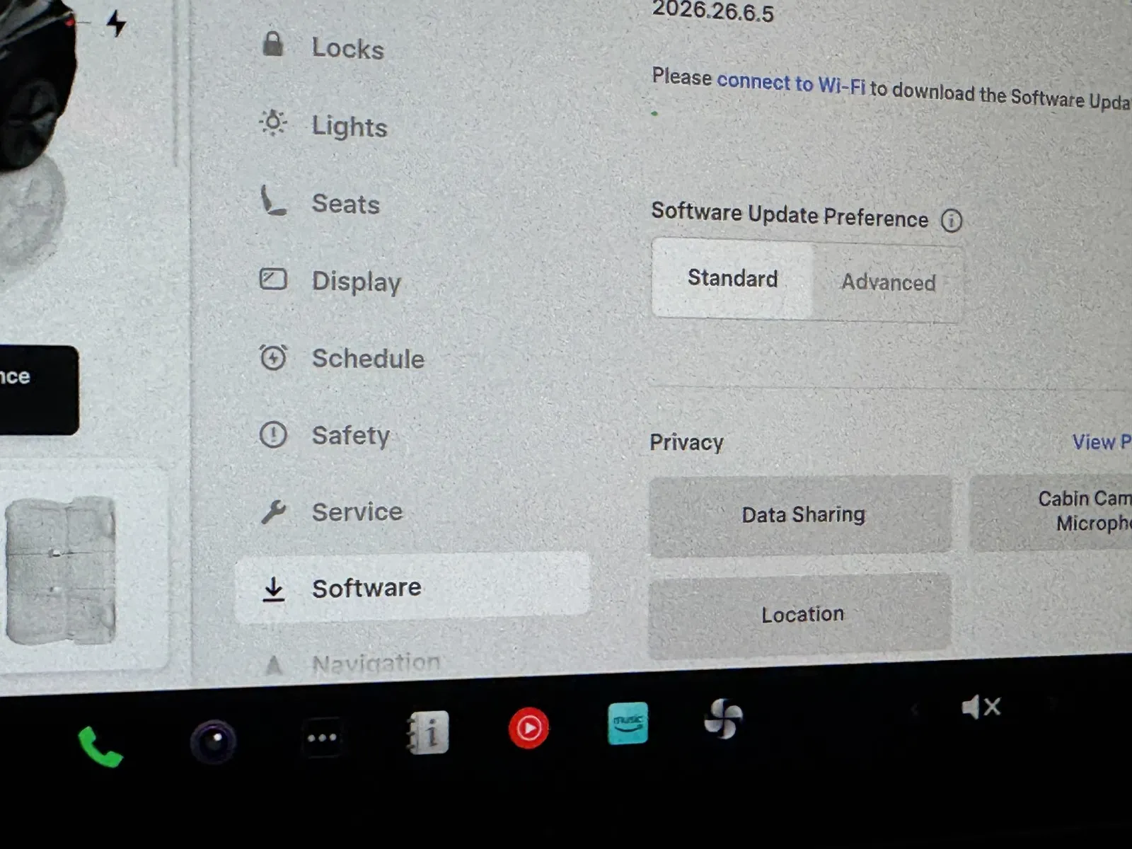 Tesla Model 3 photo 19