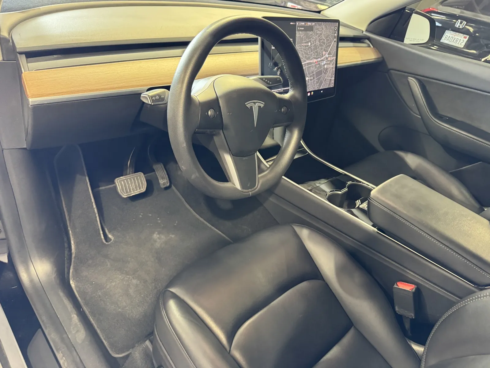 Tesla Model Y photo 11