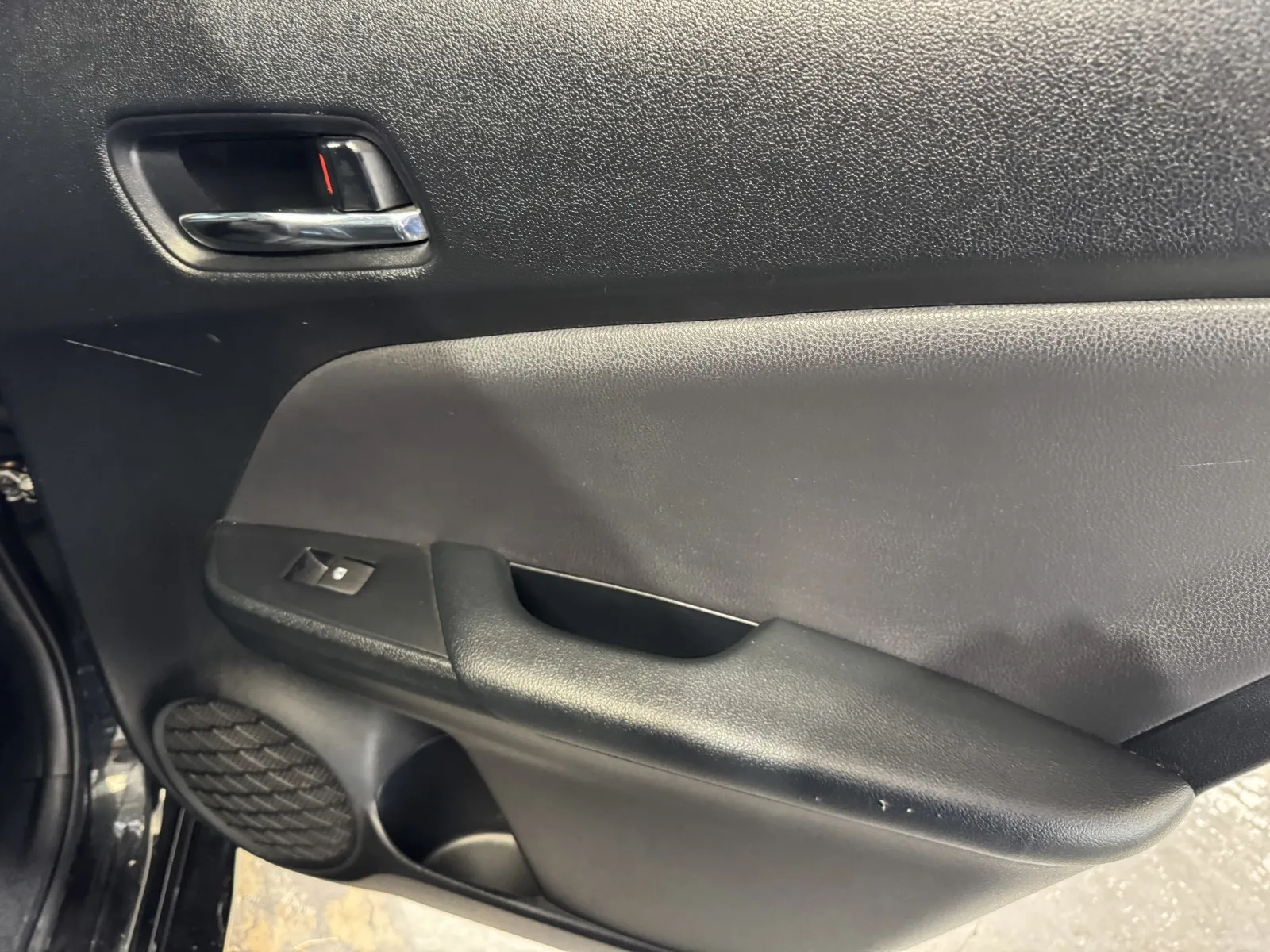 Toyota Prius photo 9