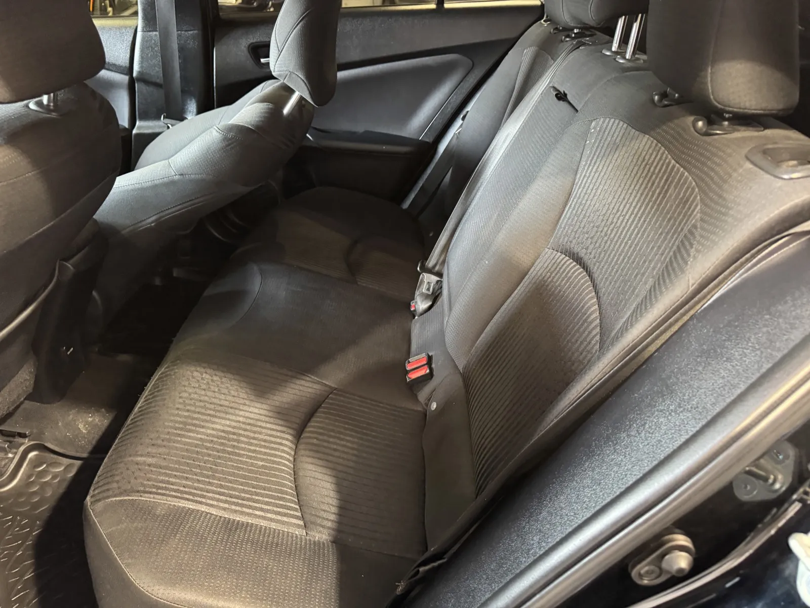 Toyota Prius photo 10