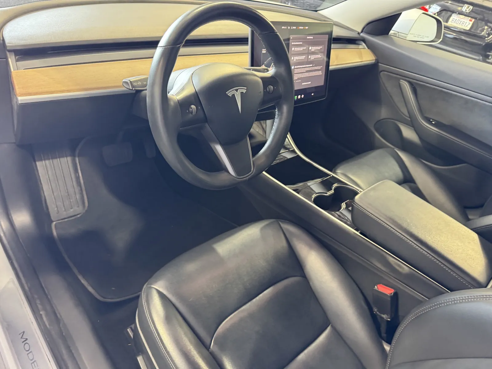 Tesla Model 3 photo 14