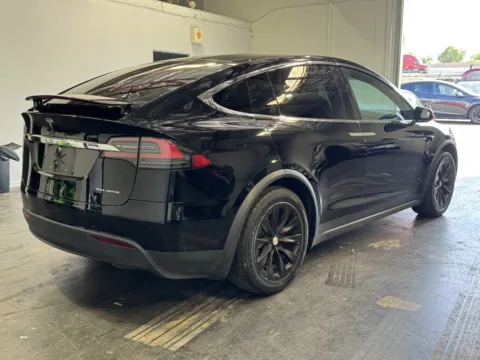 More photos of 2021 Tesla Model X Long Range Plus at Premium Autos - Norco, CA