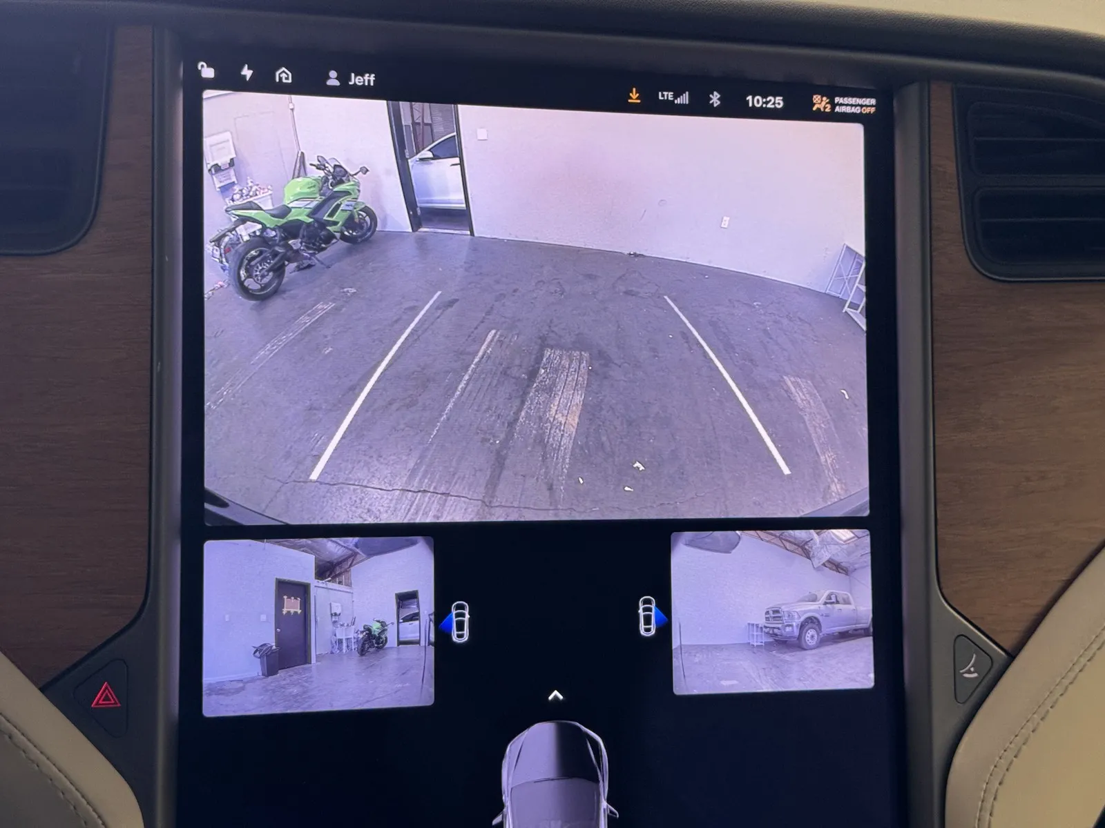 Tesla Model X photo 16