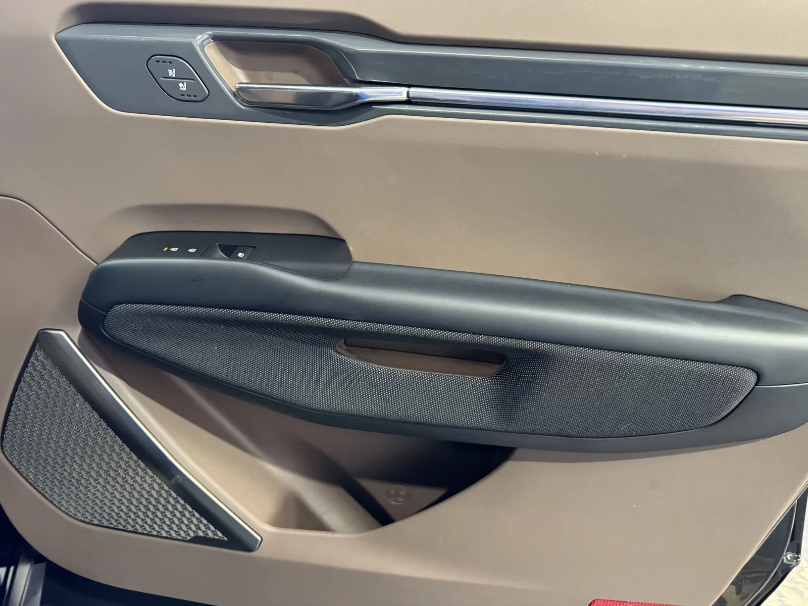 Kia EV9 photo 7