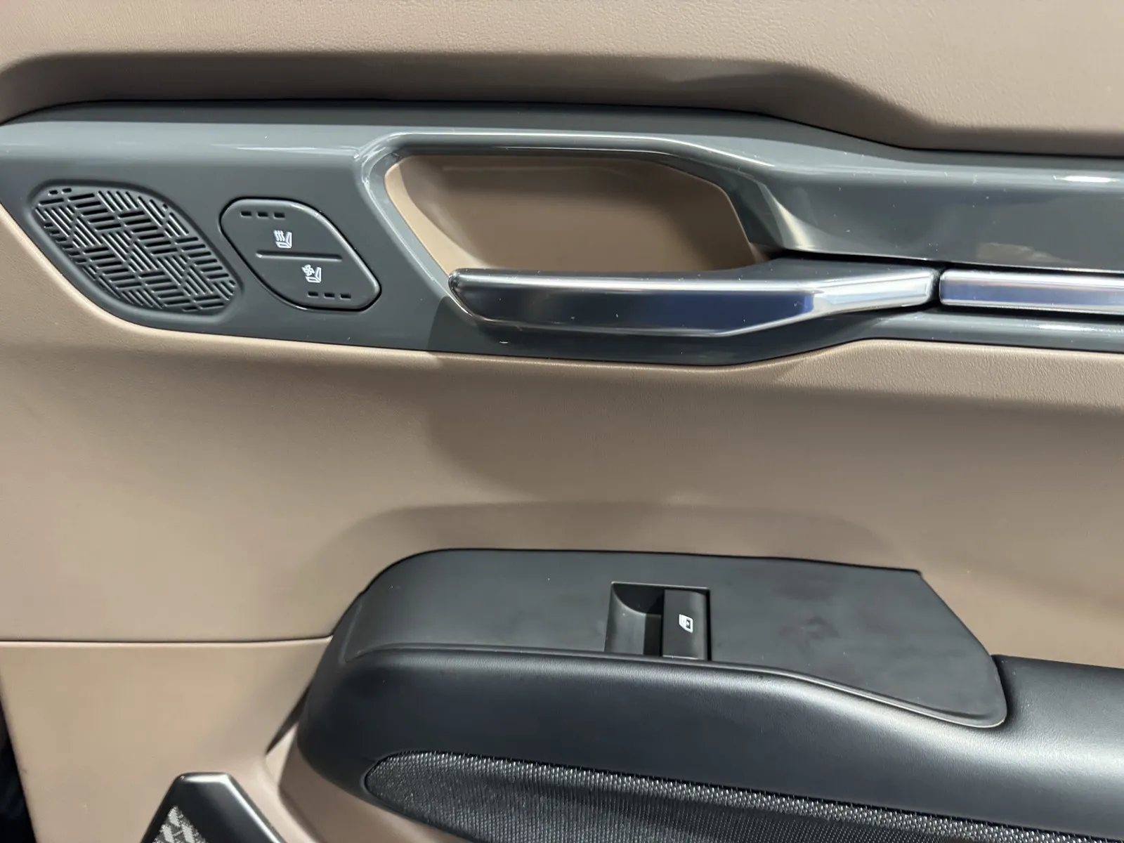 Kia EV9 photo 11