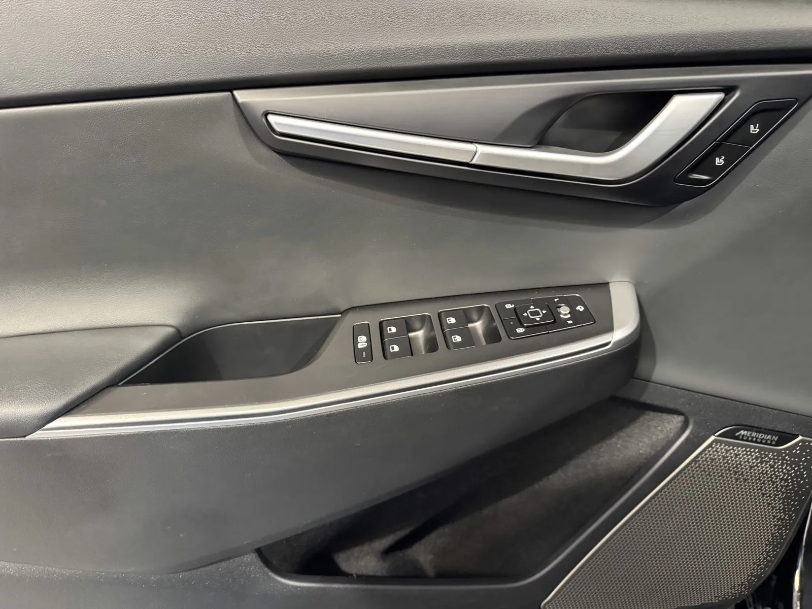 Kia EV6 photo 15