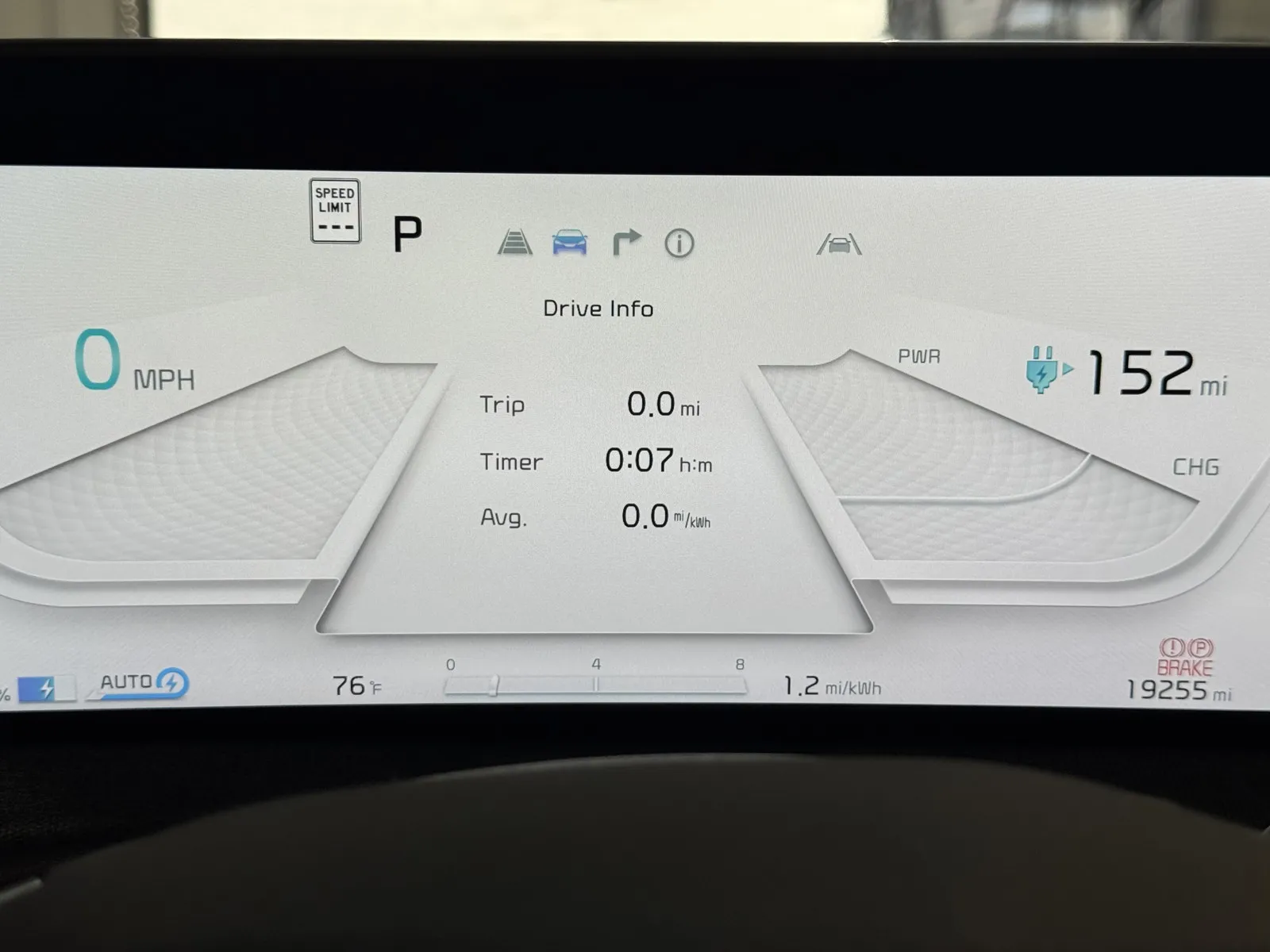 Kia EV6 photo 21