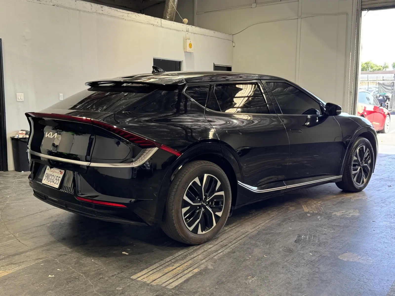 Kia EV6 photo 5
