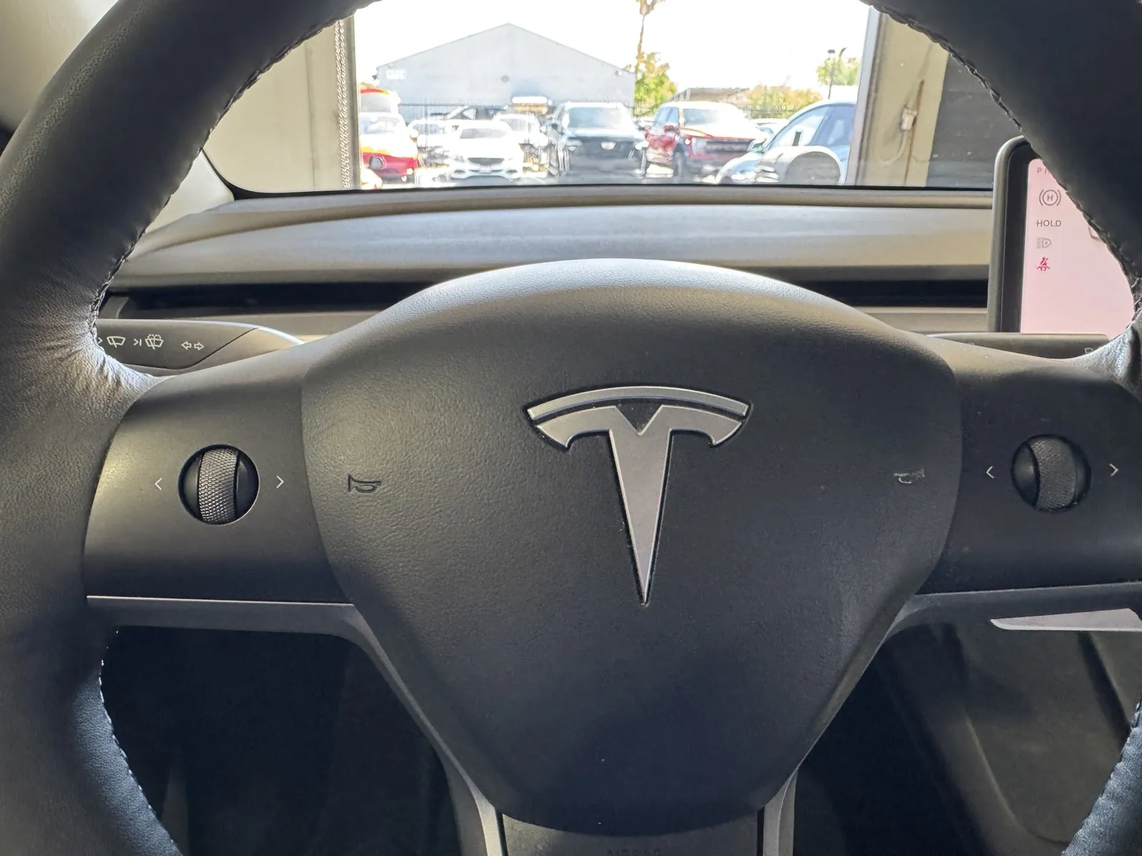 Tesla Model Y photo 22