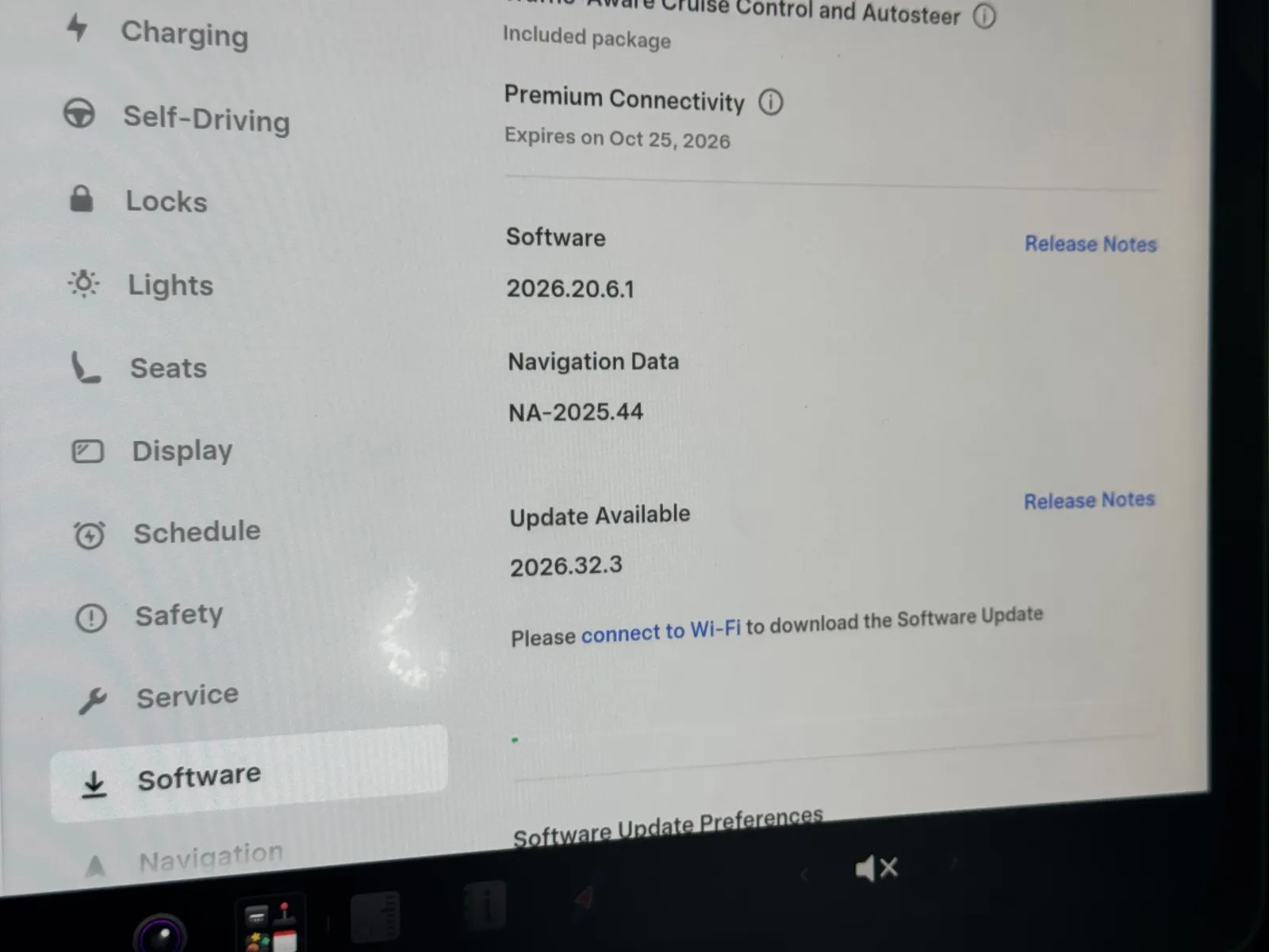 Tesla Model Y photo 18