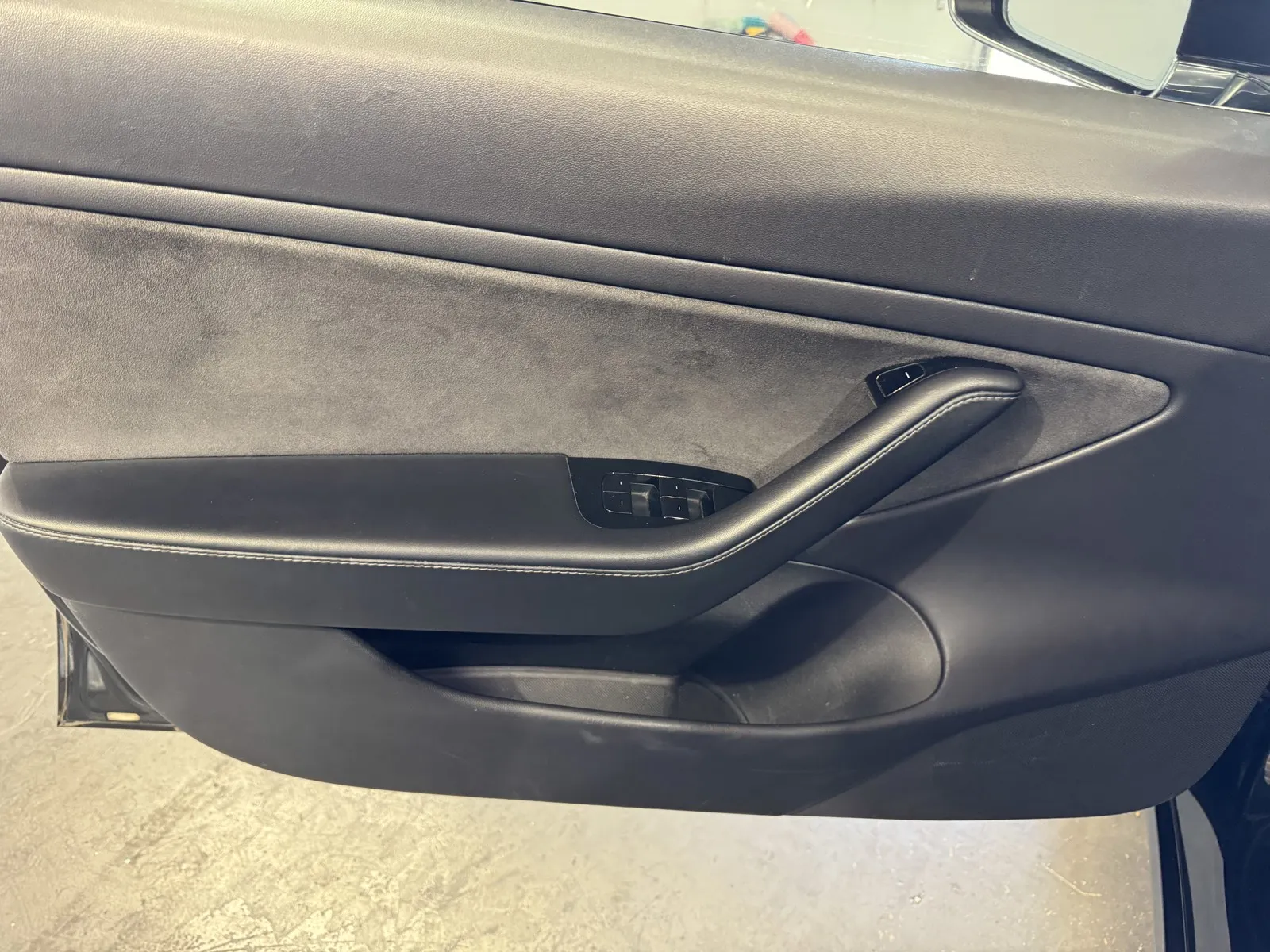 Tesla Model 3 photo 13