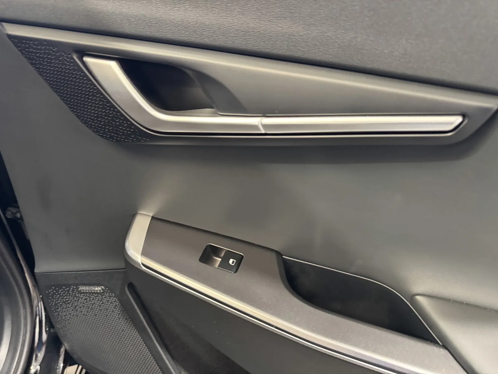 Kia EV6 photo 11