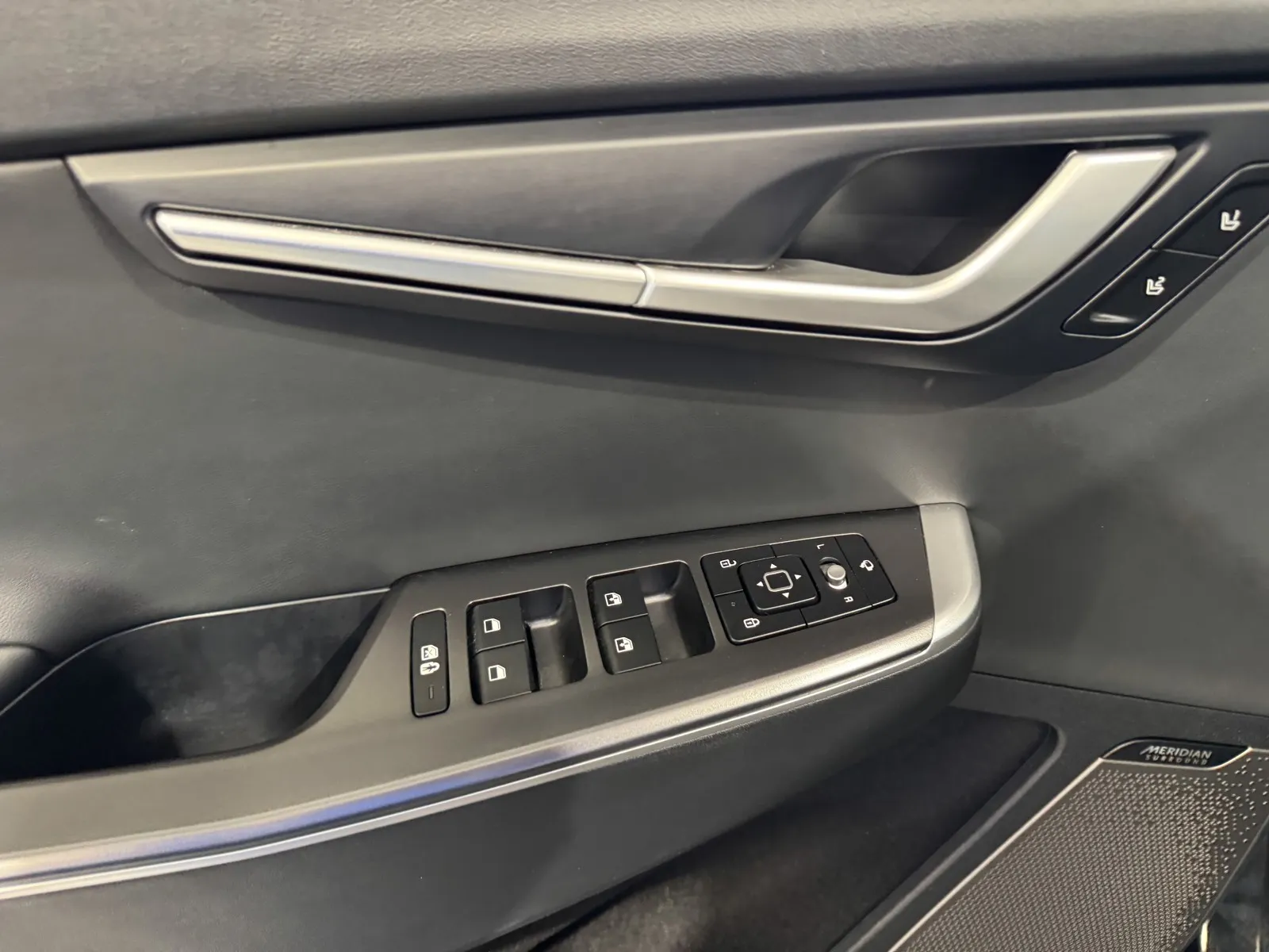 Kia EV6 photo 16