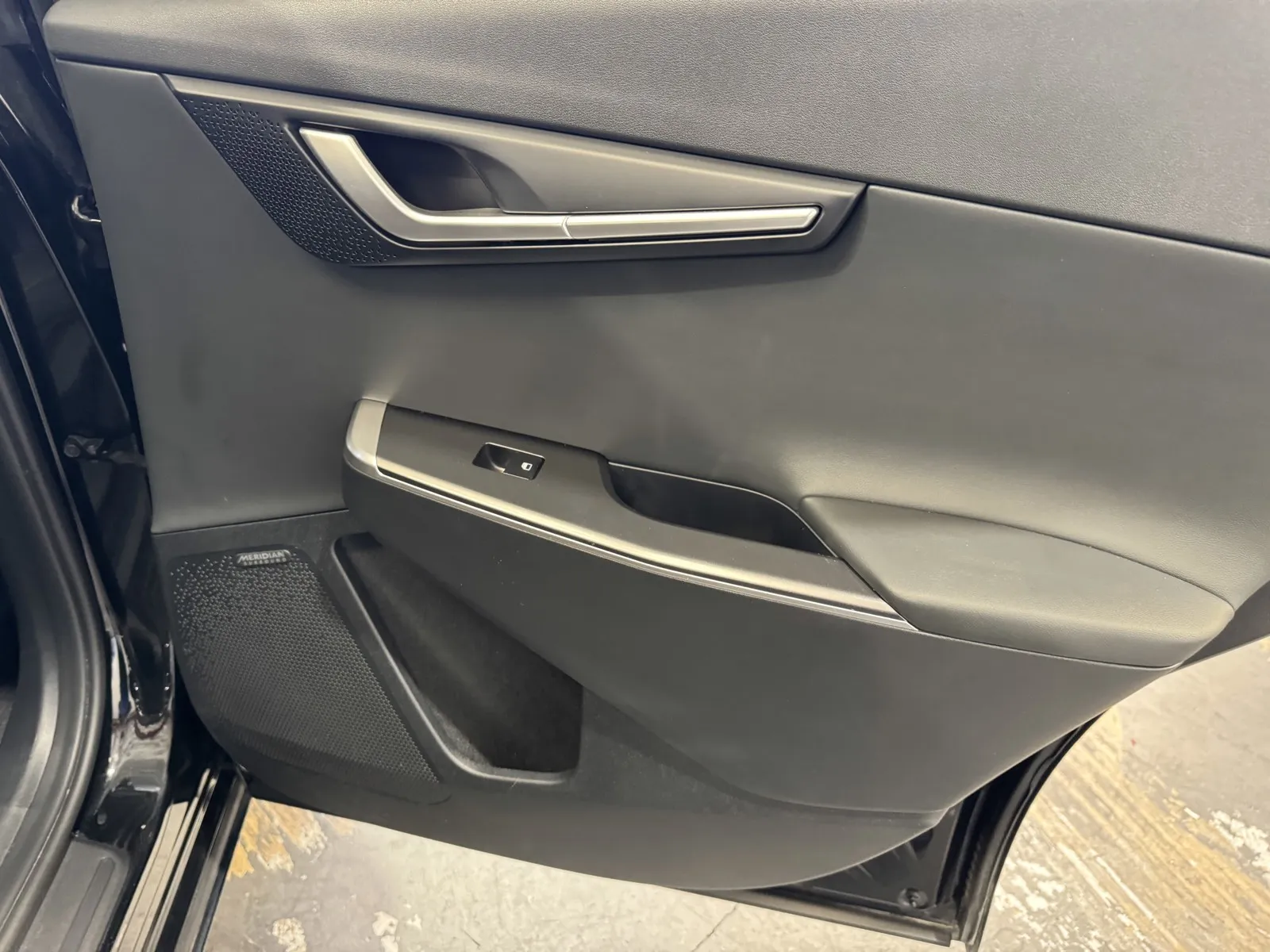 Kia EV6 photo 10