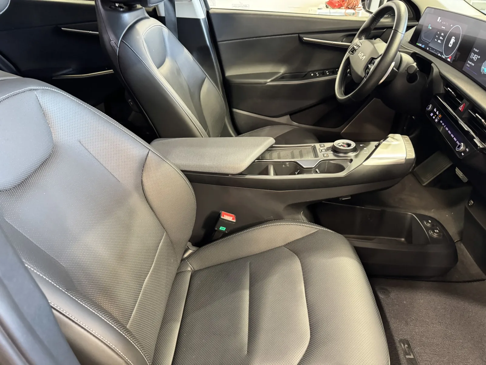 Kia EV6 photo 6
