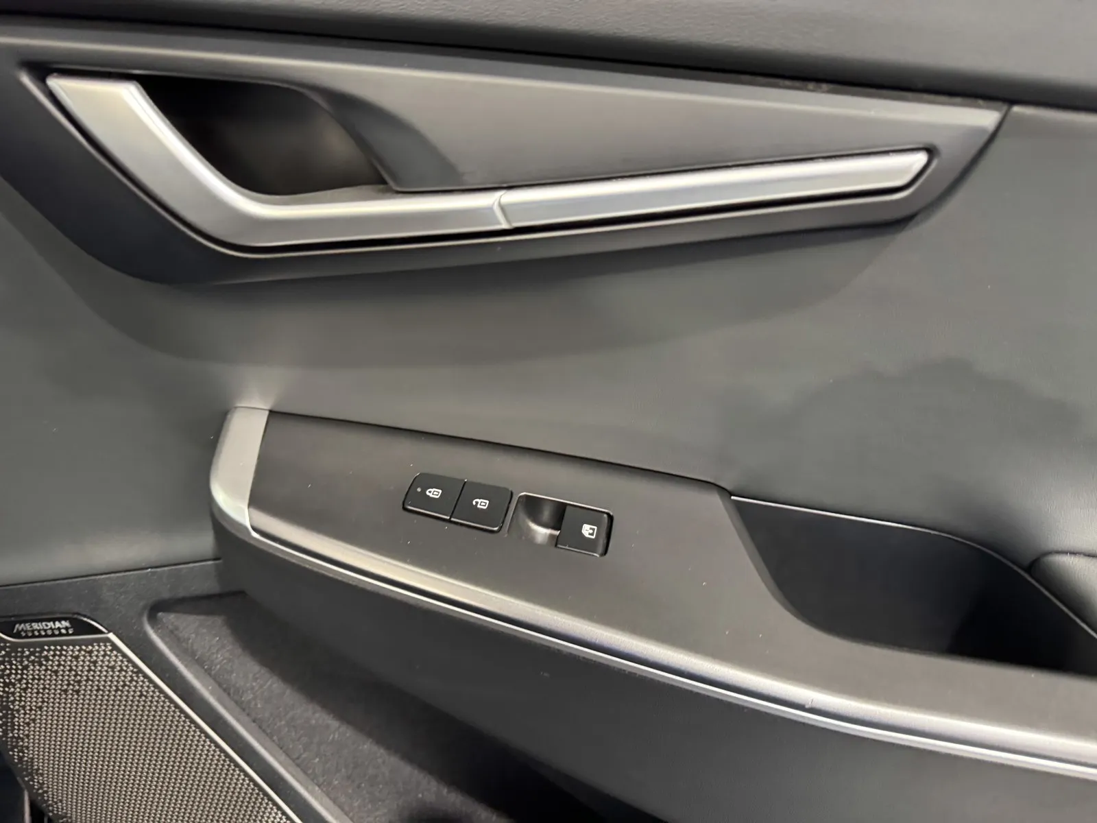 Kia EV6 photo 8