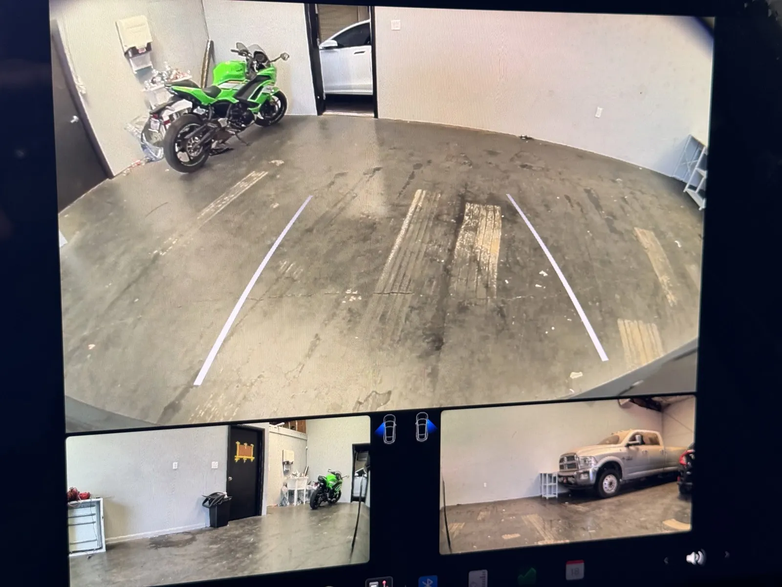 Tesla Model X photo 13
