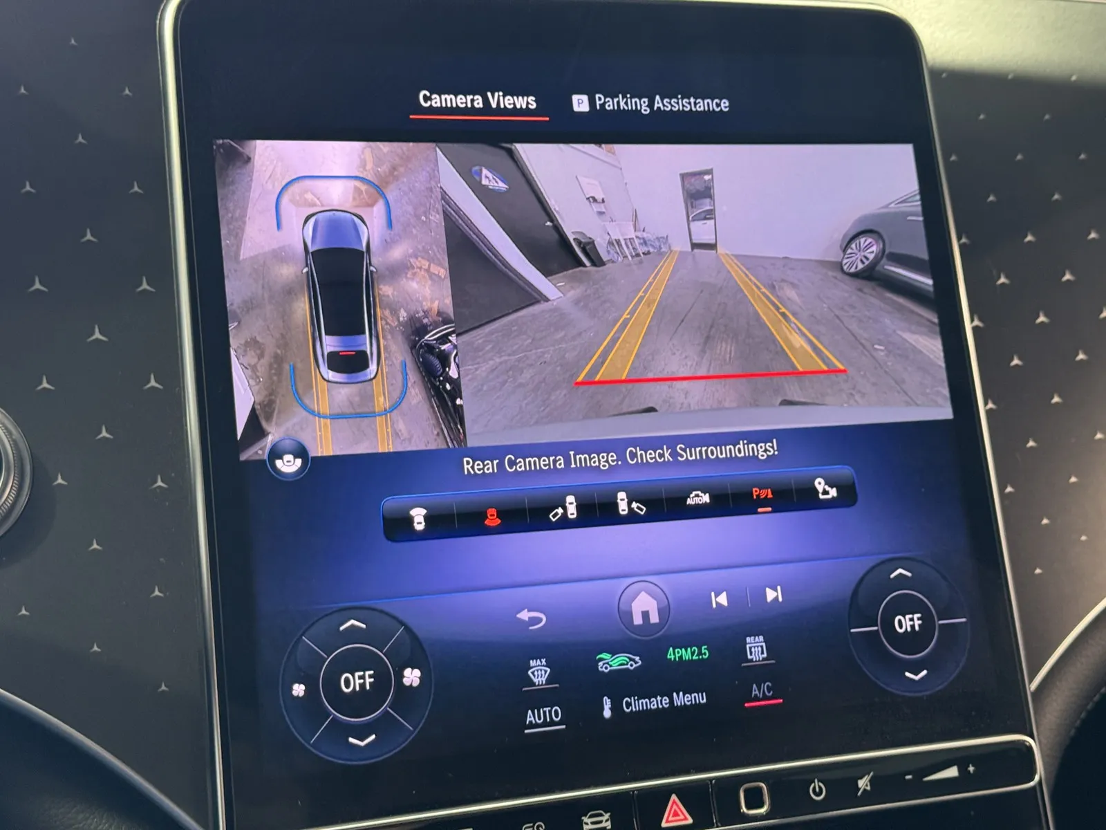 Mercedes-Benz EQS photo 18