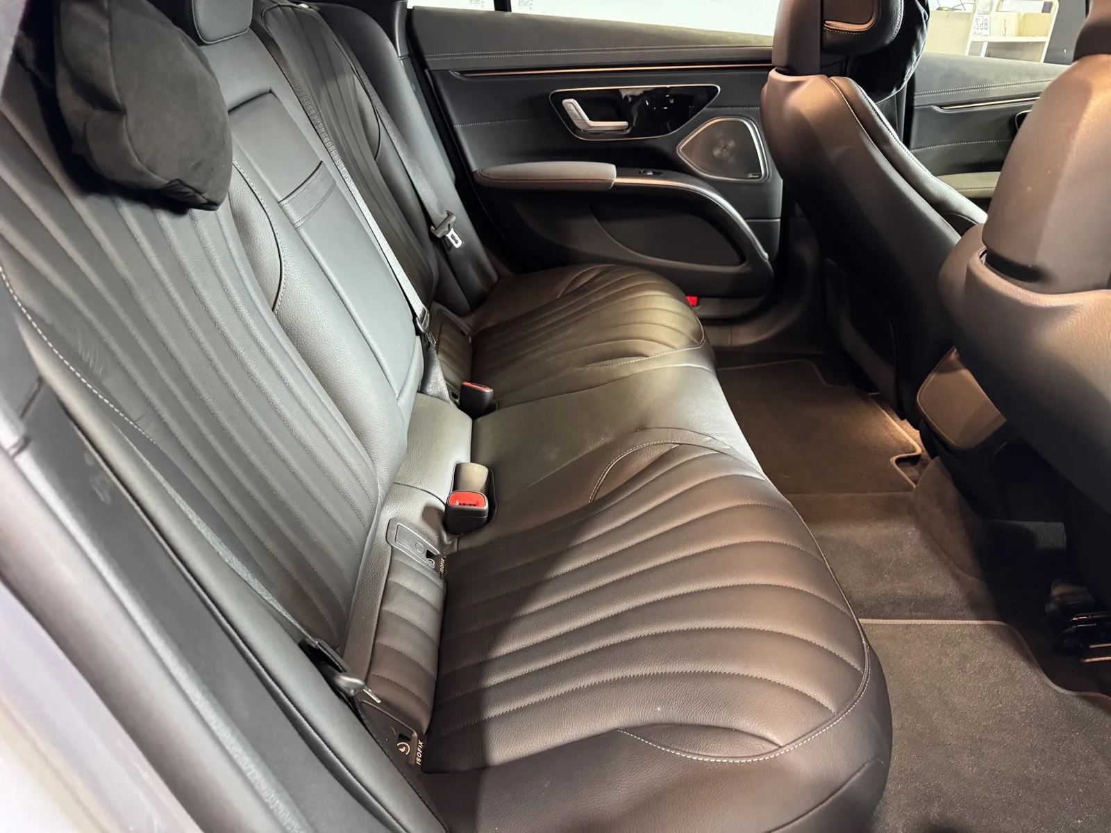Mercedes-Benz EQS photo 9