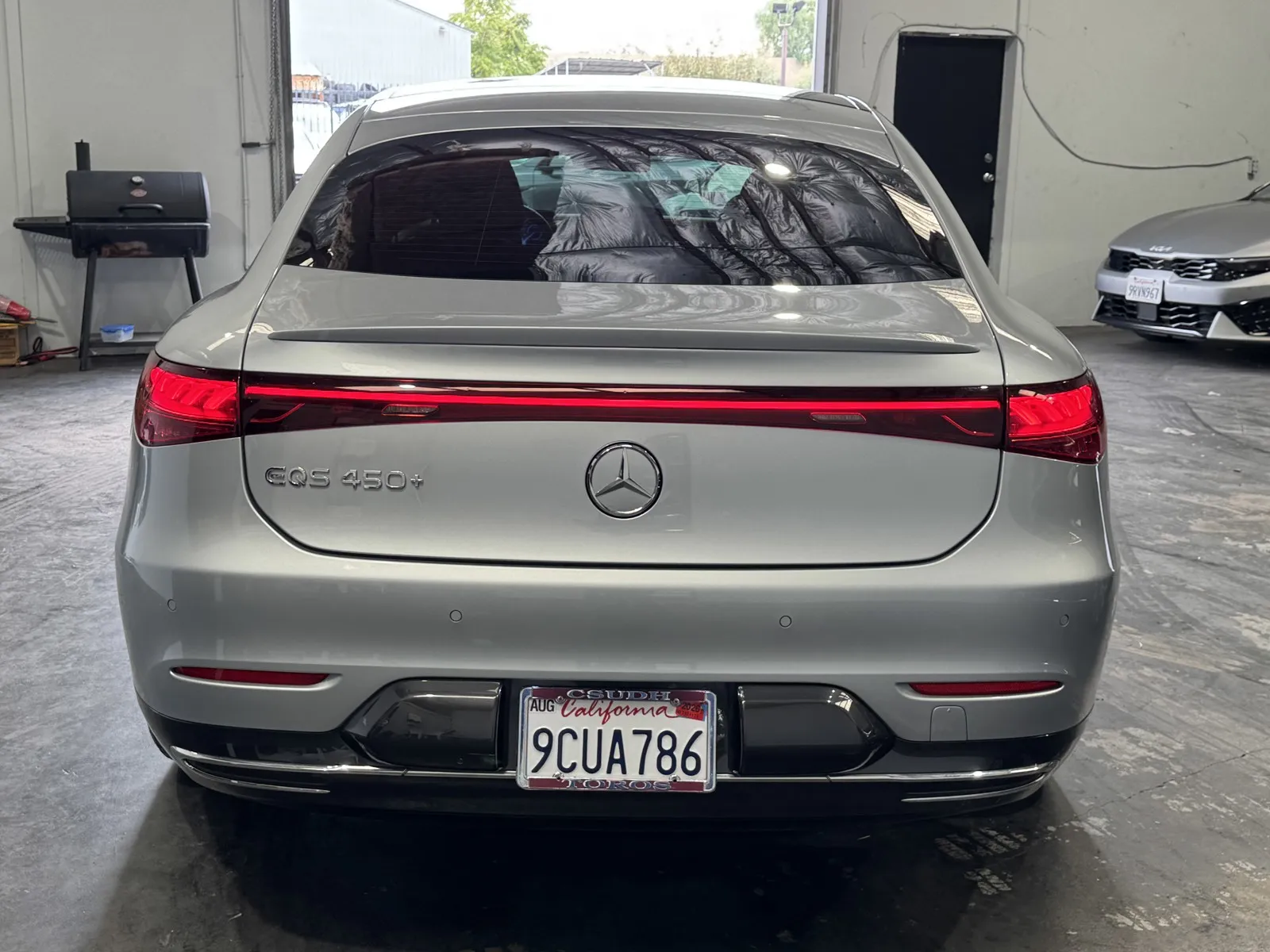 Mercedes-Benz EQS photo 3
