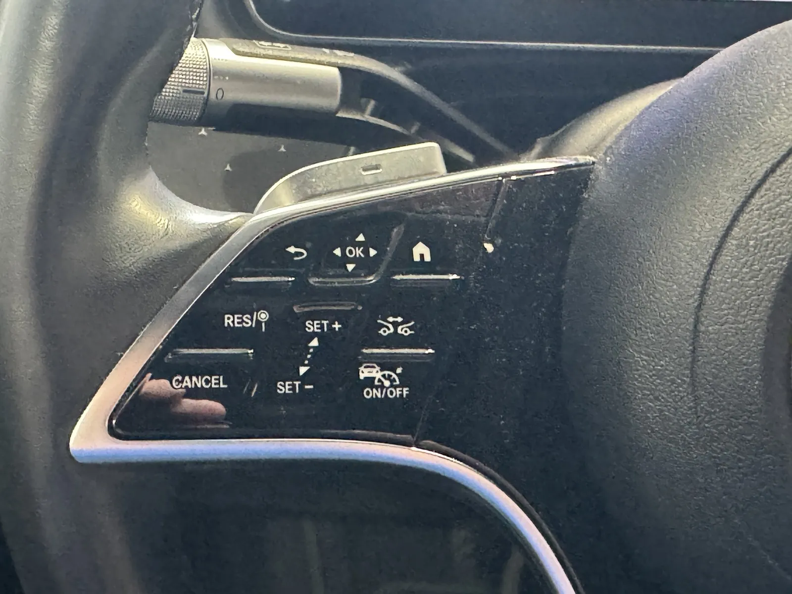 Mercedes-Benz EQS photo 21
