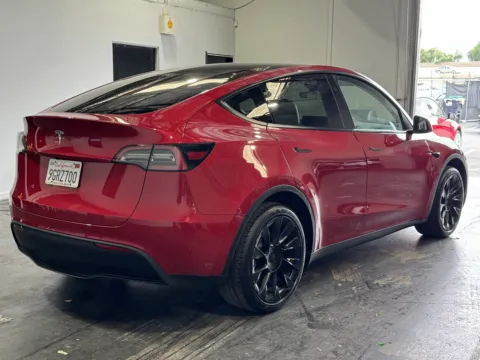 More photos of 2023 Tesla Model Y at Premium Autos - Norco, CA