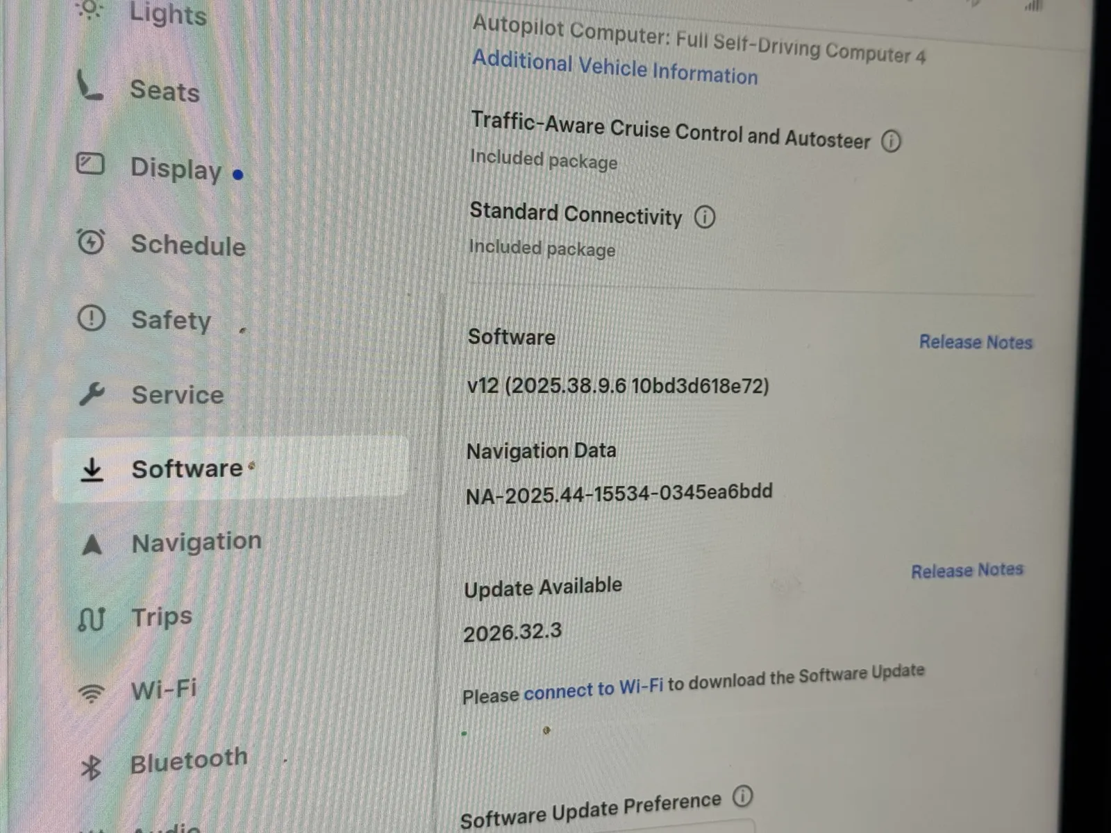 Tesla Model Y photo 17