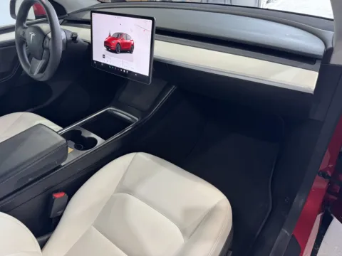 More photos of 2023 Tesla Model Y at Premium Autos - Norco, CA