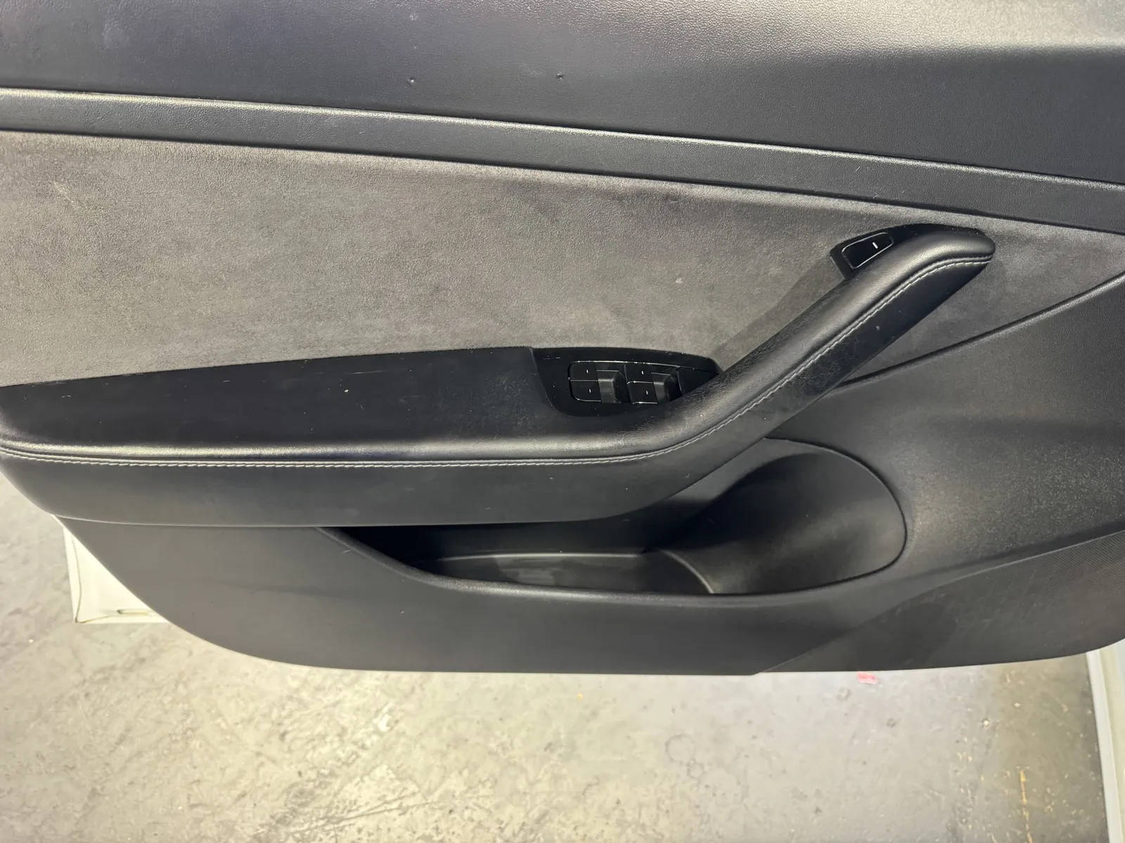 Tesla Model 3 photo 14