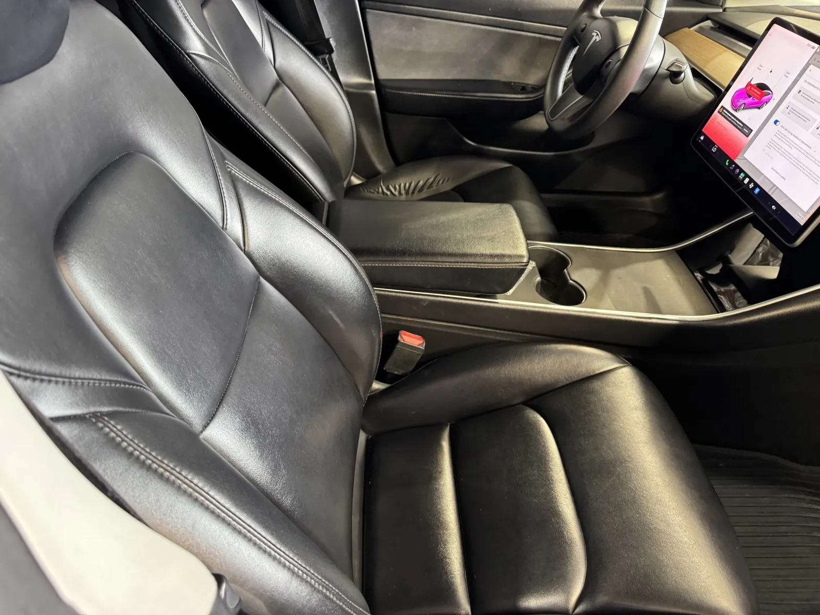 Tesla Model 3 photo 6