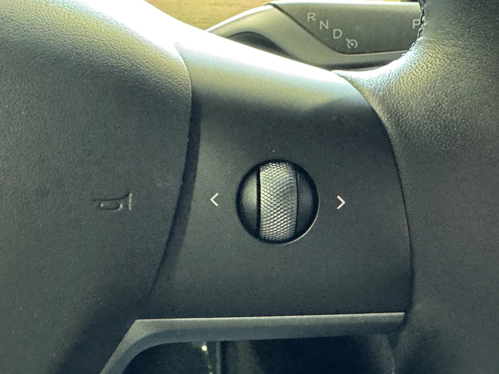 Tesla Model 3 photo 19