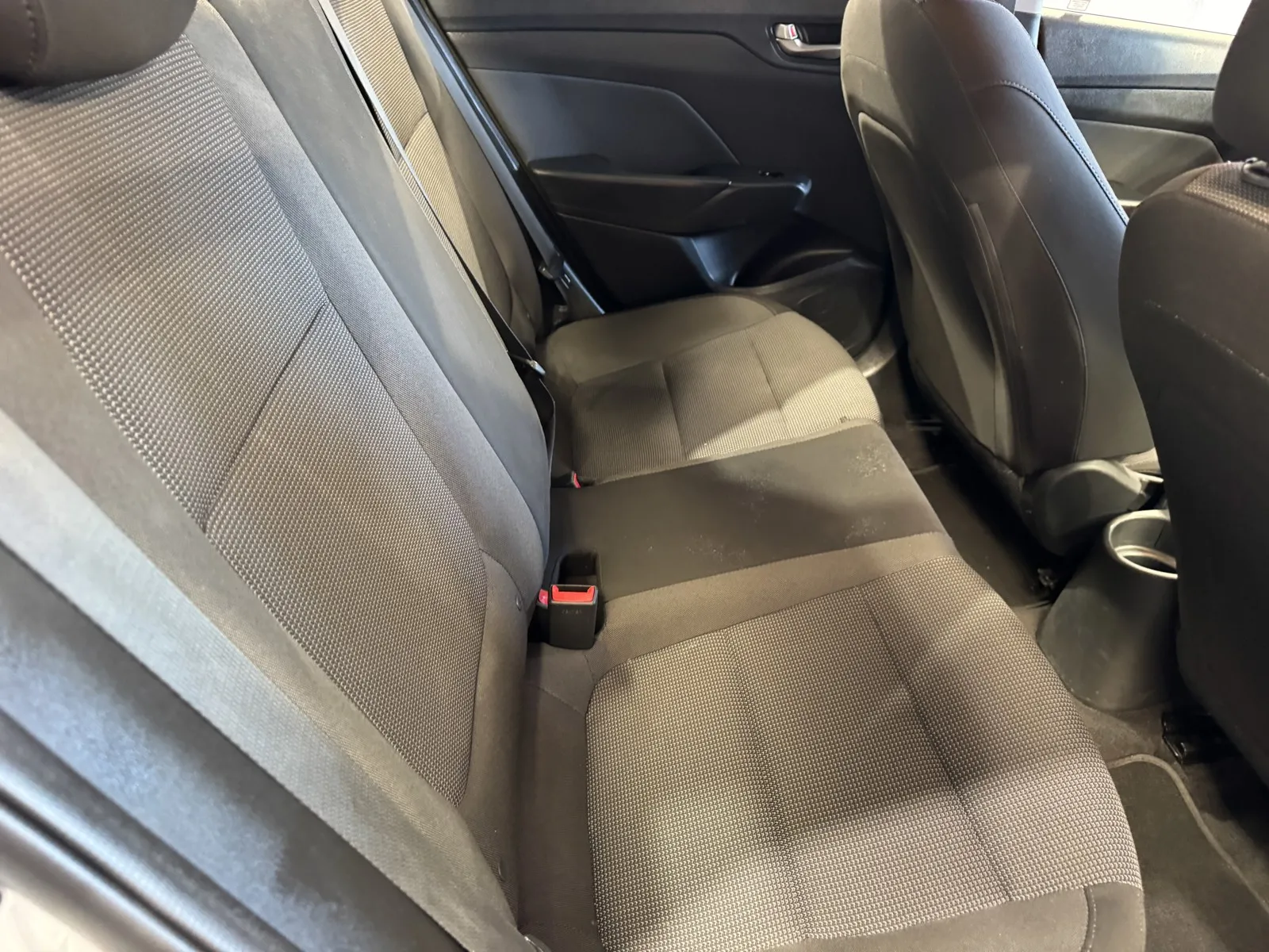 Hyundai Accent photo 8