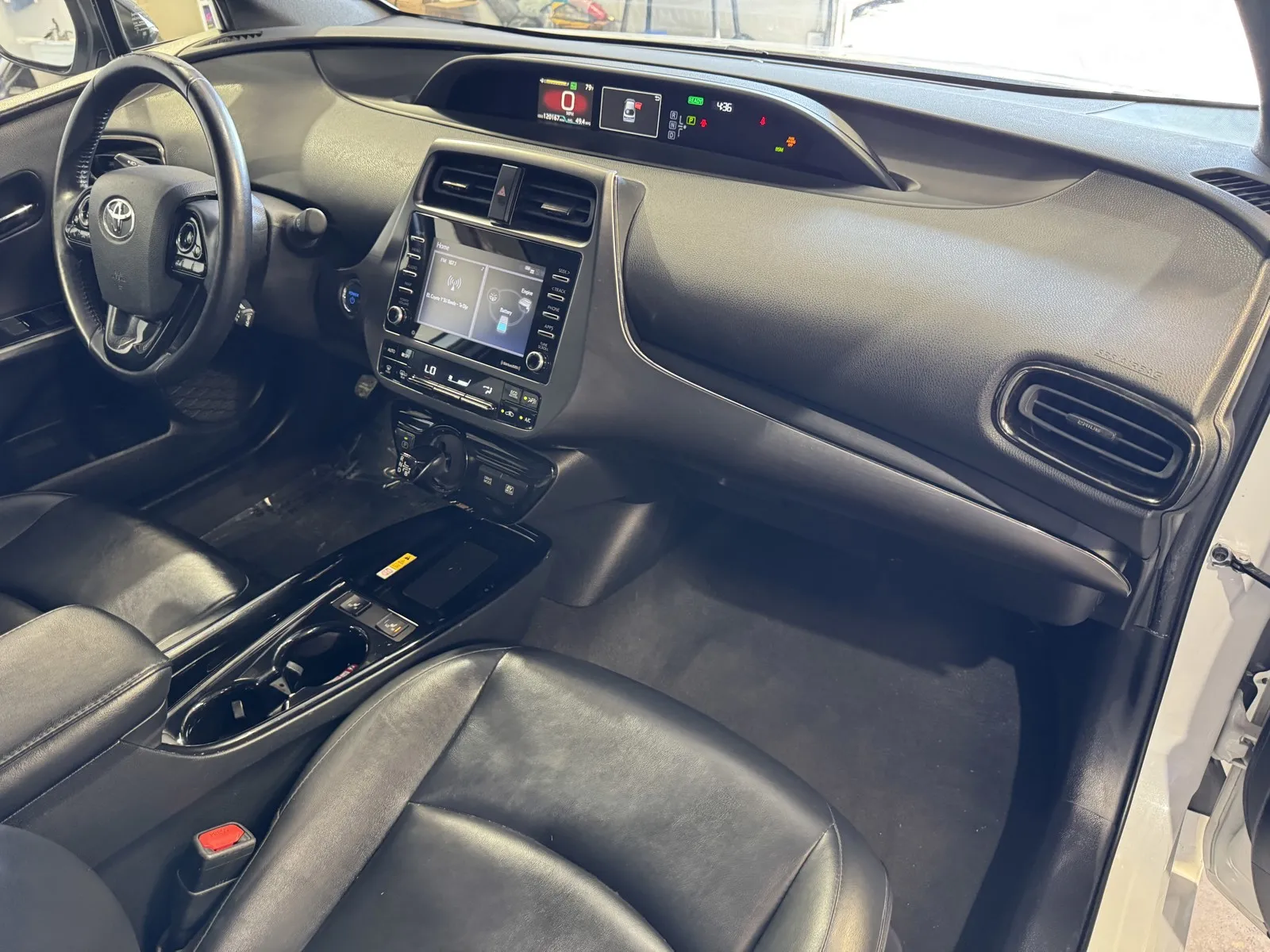 Toyota Prius photo 5