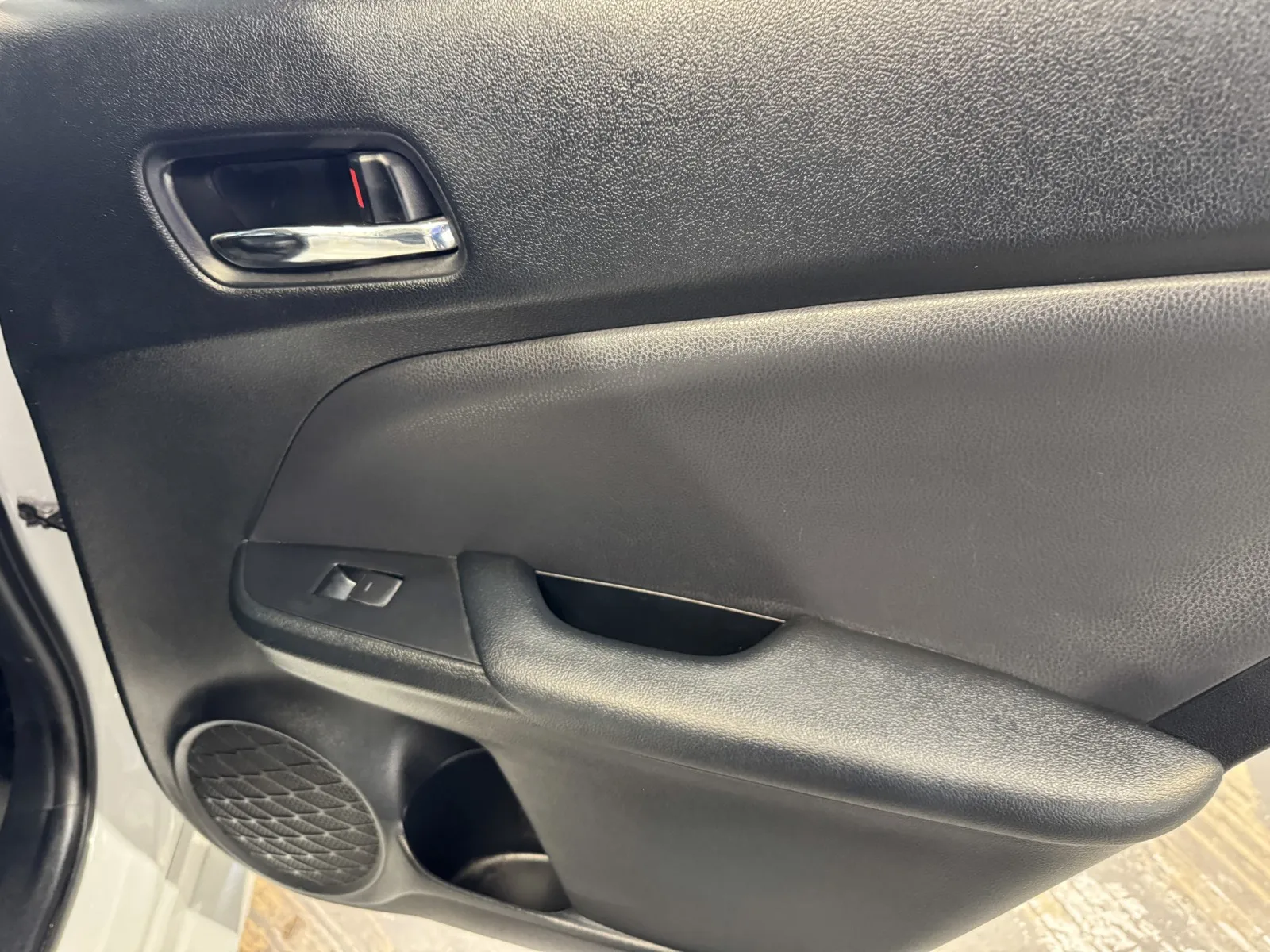 Toyota Prius photo 9