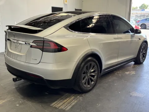 More photos of 2018 Tesla Model X at Premium Autos - Norco, CA