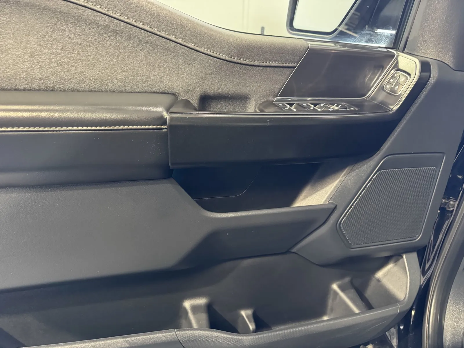 Ford F-150 photo 15