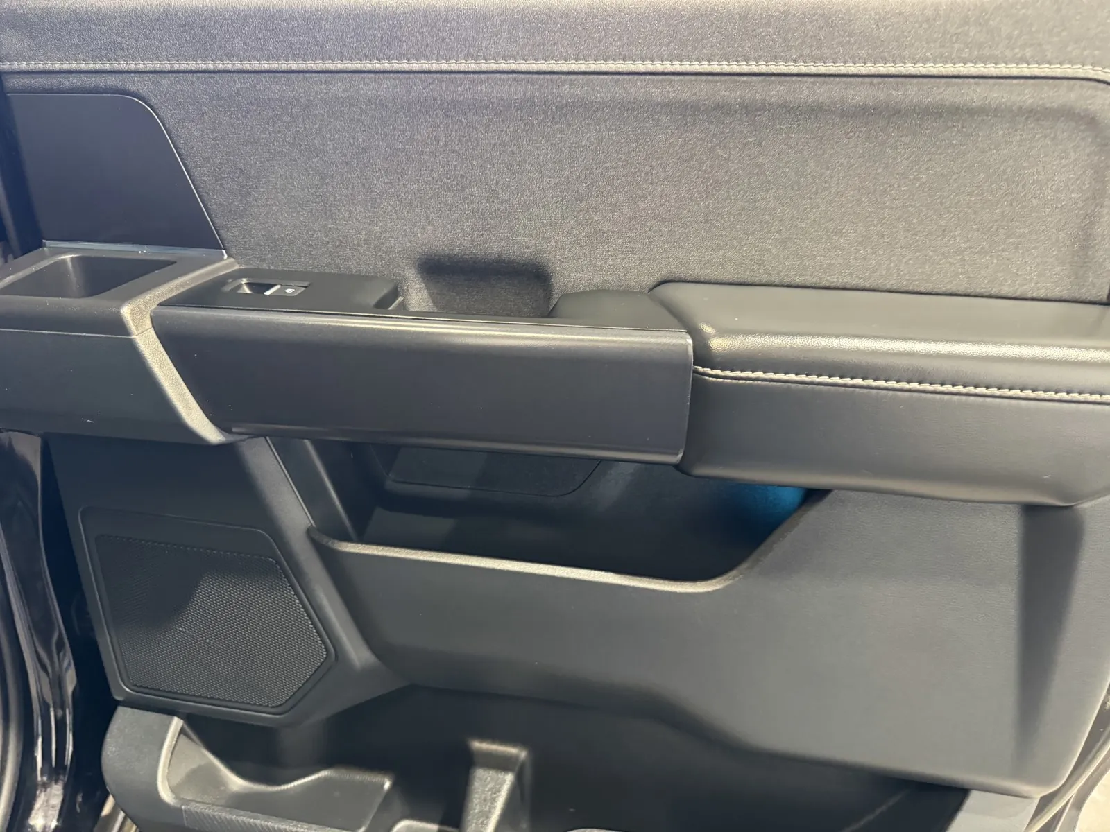 Ford F-150 photo 9