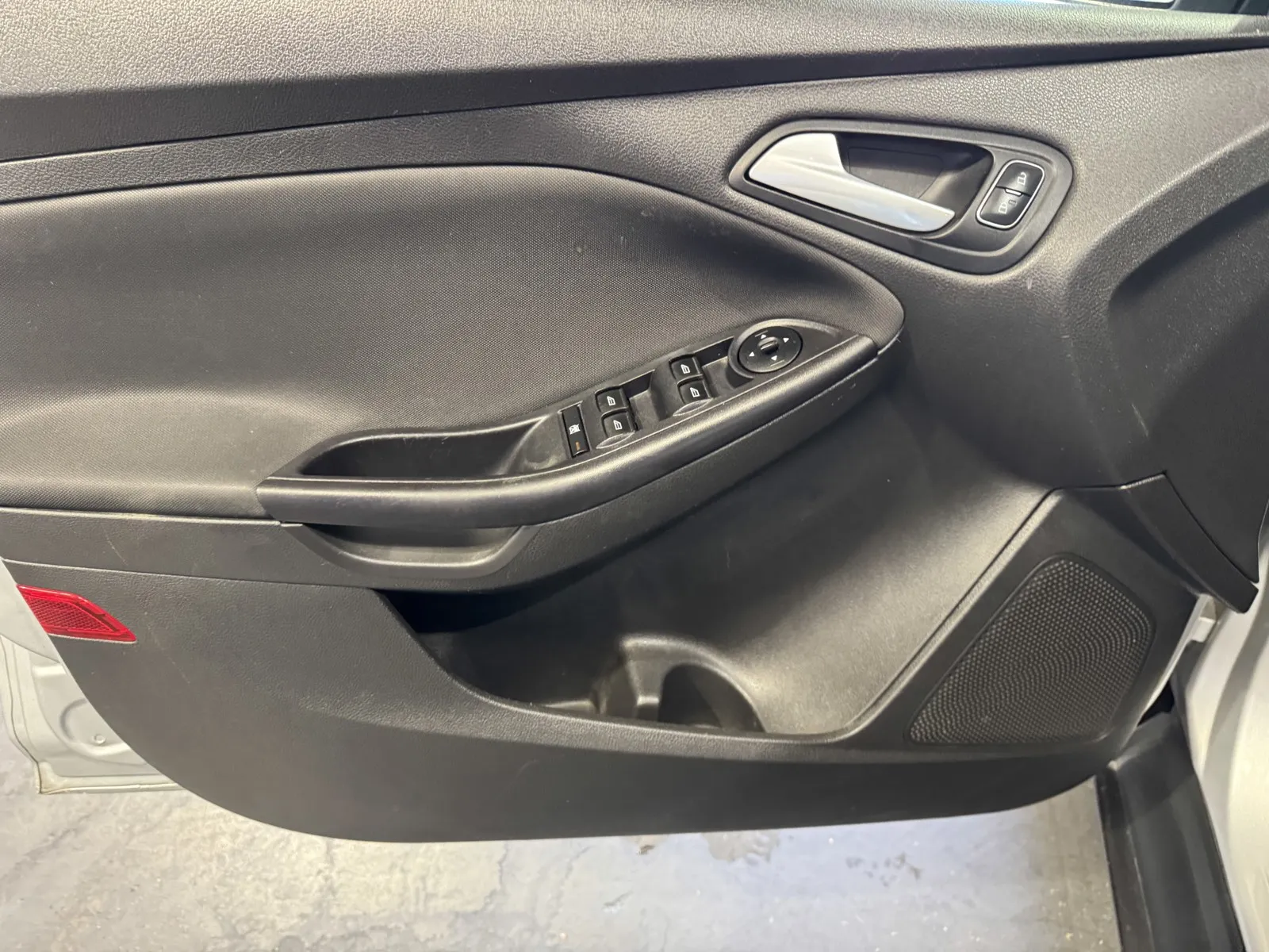 Ford Focus photo 13