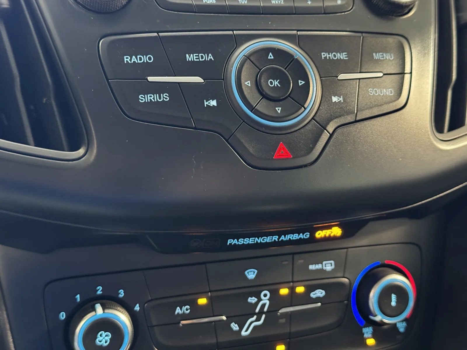 Ford Focus photo 16