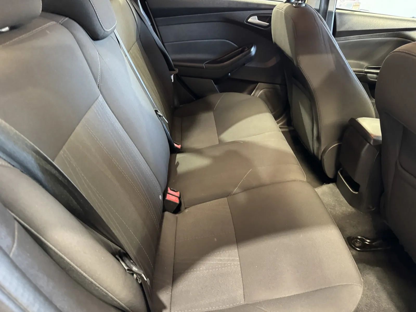 Ford Focus photo 8