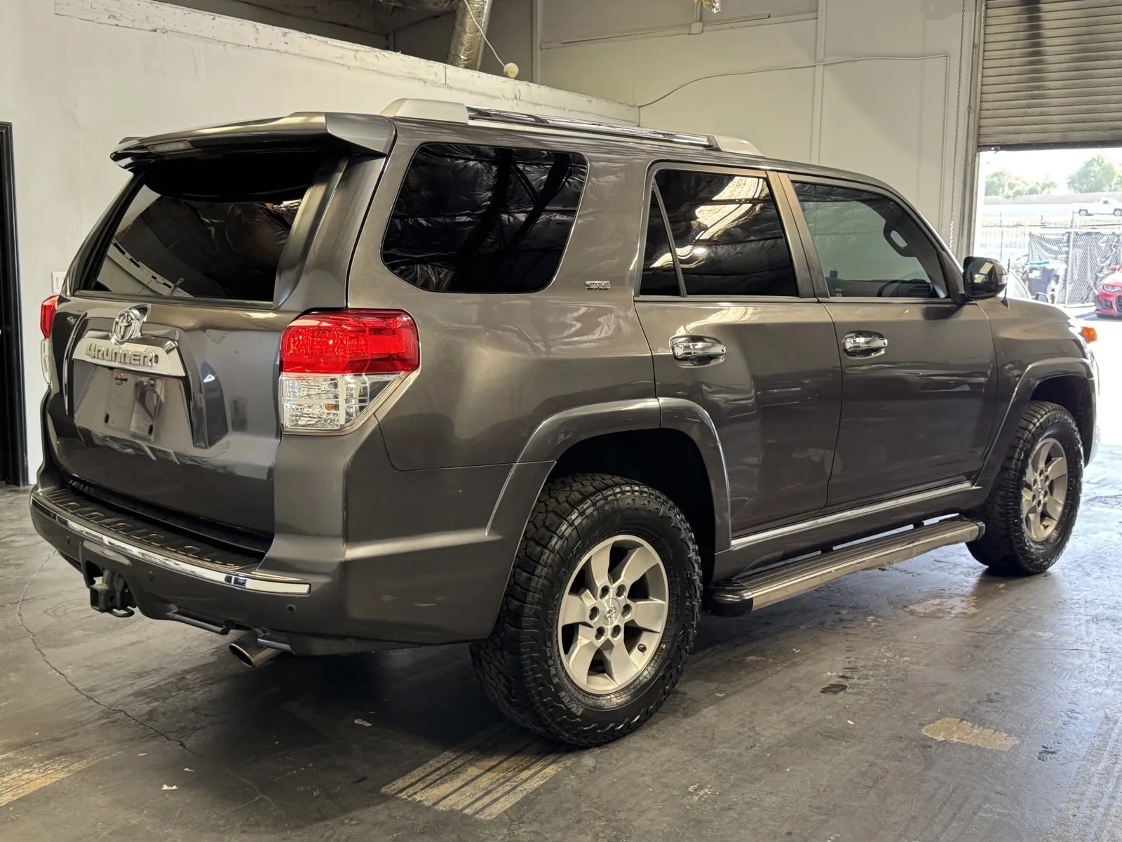 Toyota 4Runner photo 4