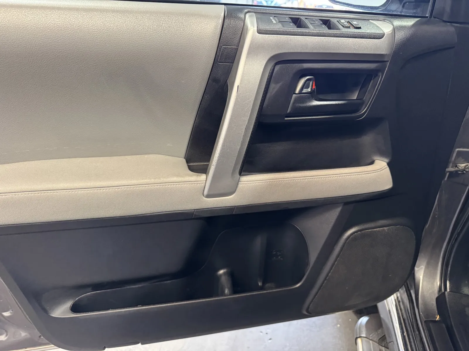 Toyota 4Runner photo 13