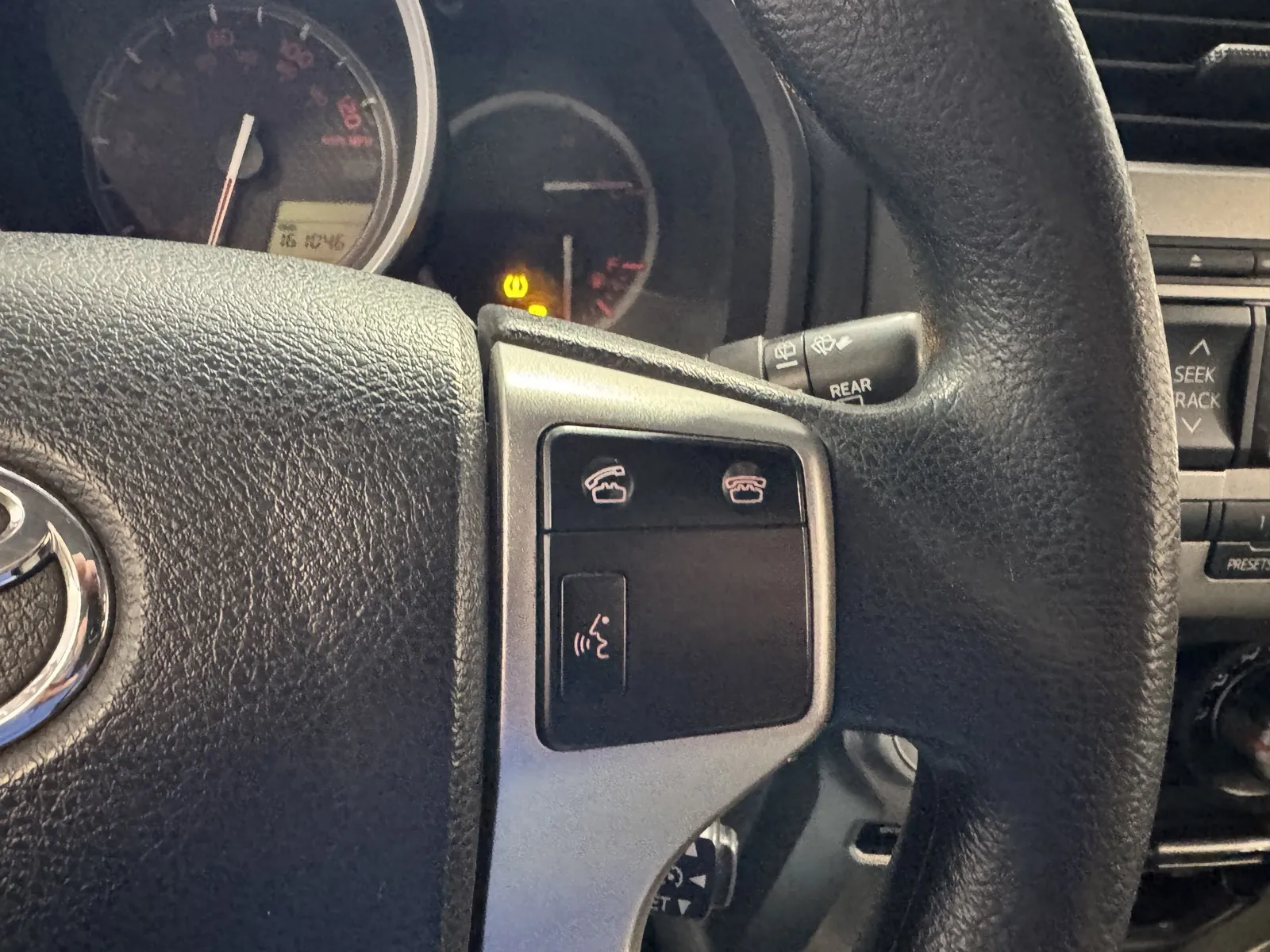Toyota 4Runner photo 19