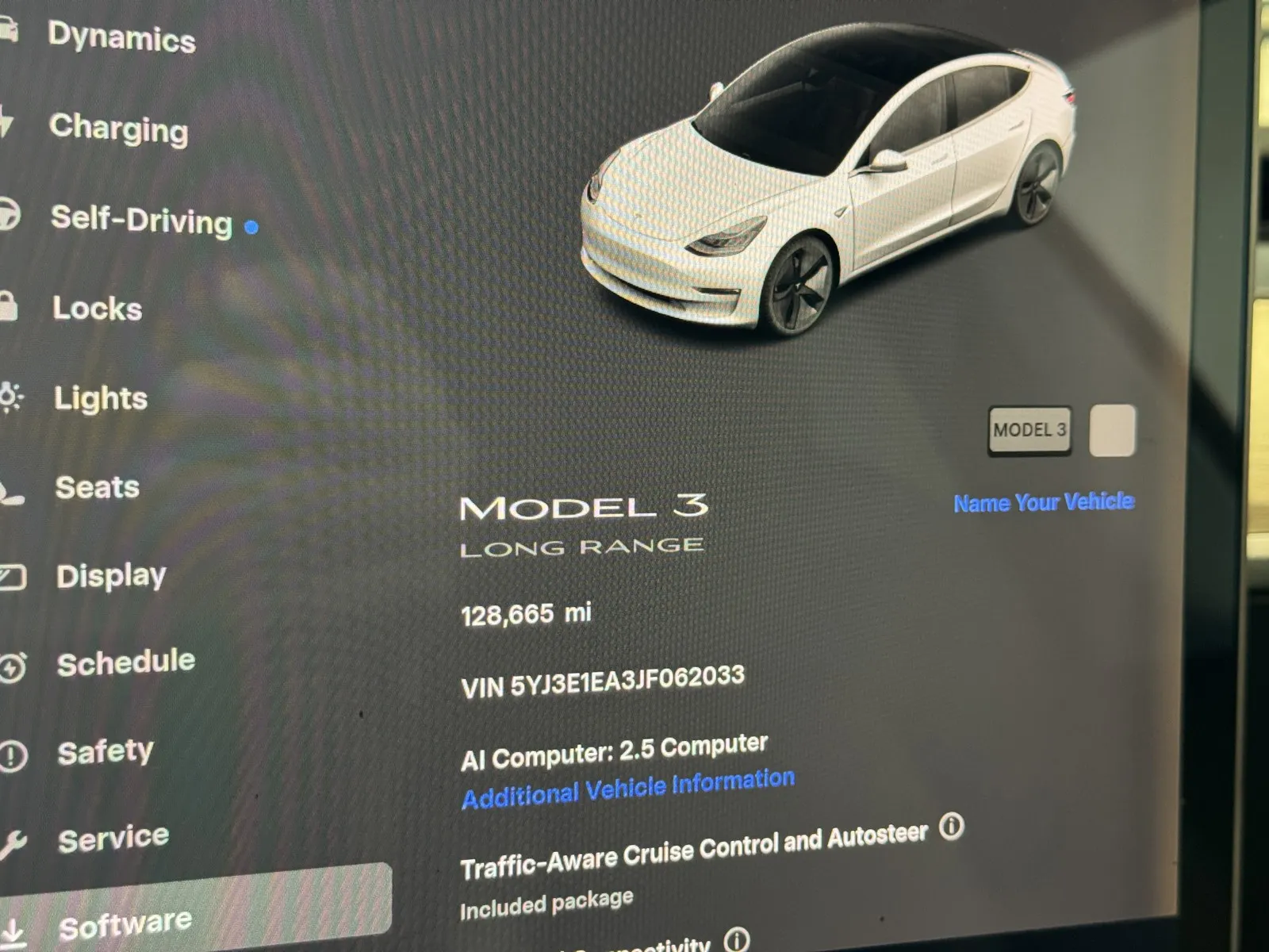 Tesla Model 3 photo 15